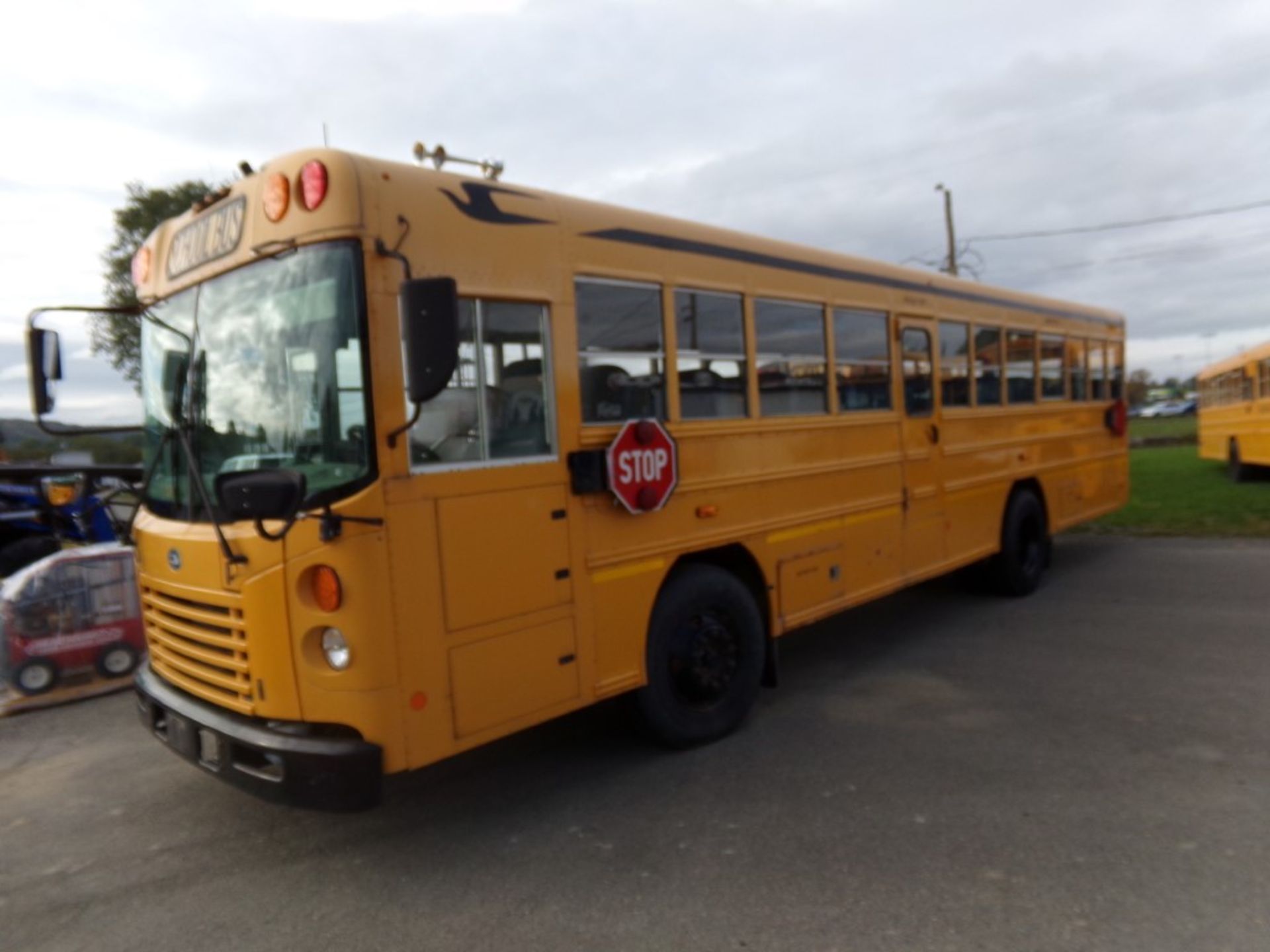 2011 Blue Bird All American School Bus #127, Seats 48A-71C, Auto, 33,000 GVW, 105,173 Miles, VIN#: - Image 3 of 8