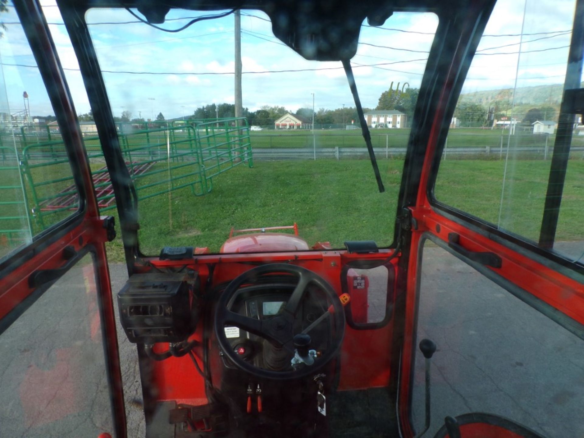 Kubota B3350 4WD Compact Tractor w/Loader and Sims Hard Door Cab, R4 Tires, 1002 Hrs, S/N - - Image 5 of 5