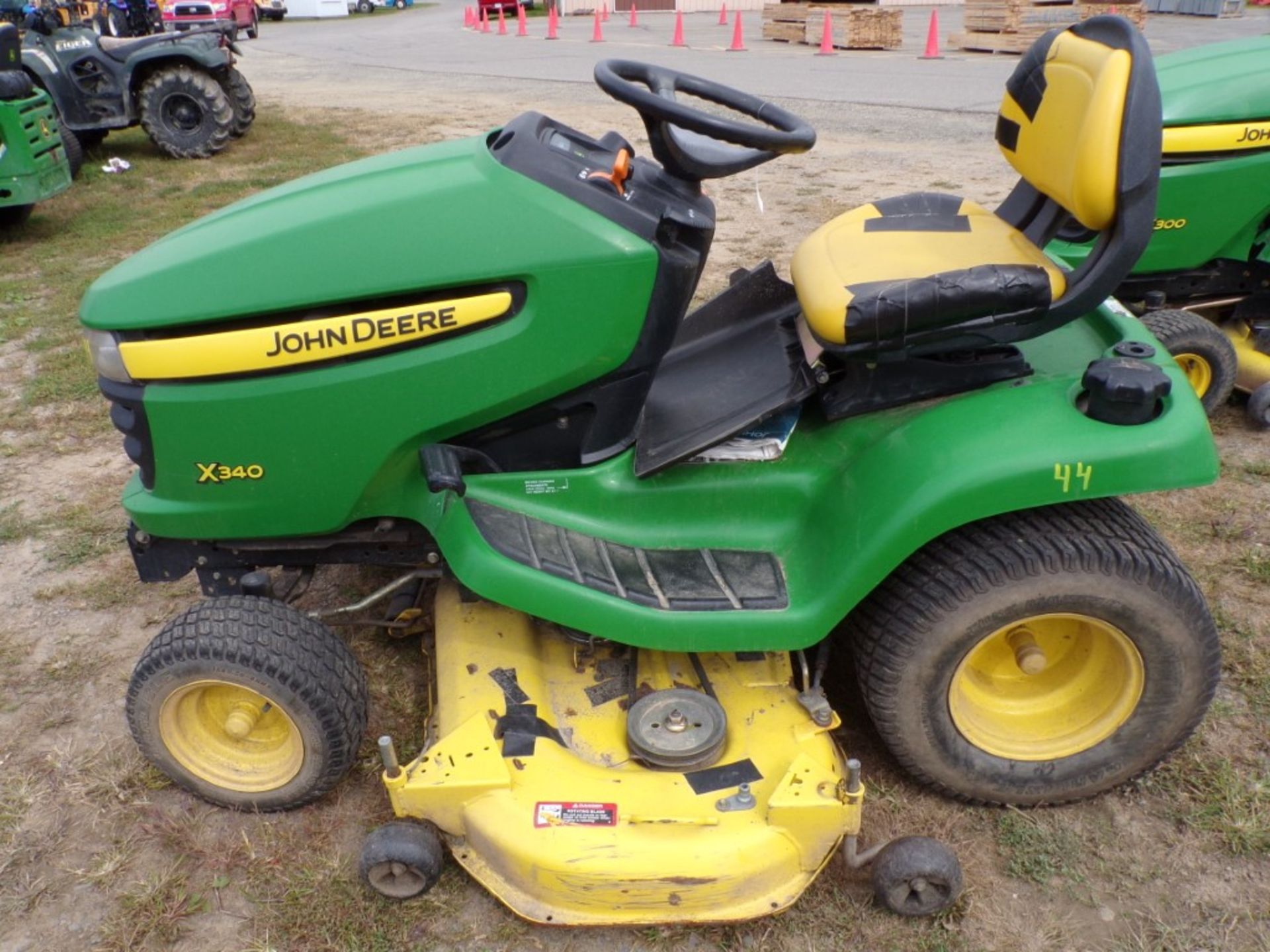 John Deere X340 Riding Mower w/54'' Deck, Kawasaki Engine, Seat Has Cracks, 544 Hours, Serial 121448