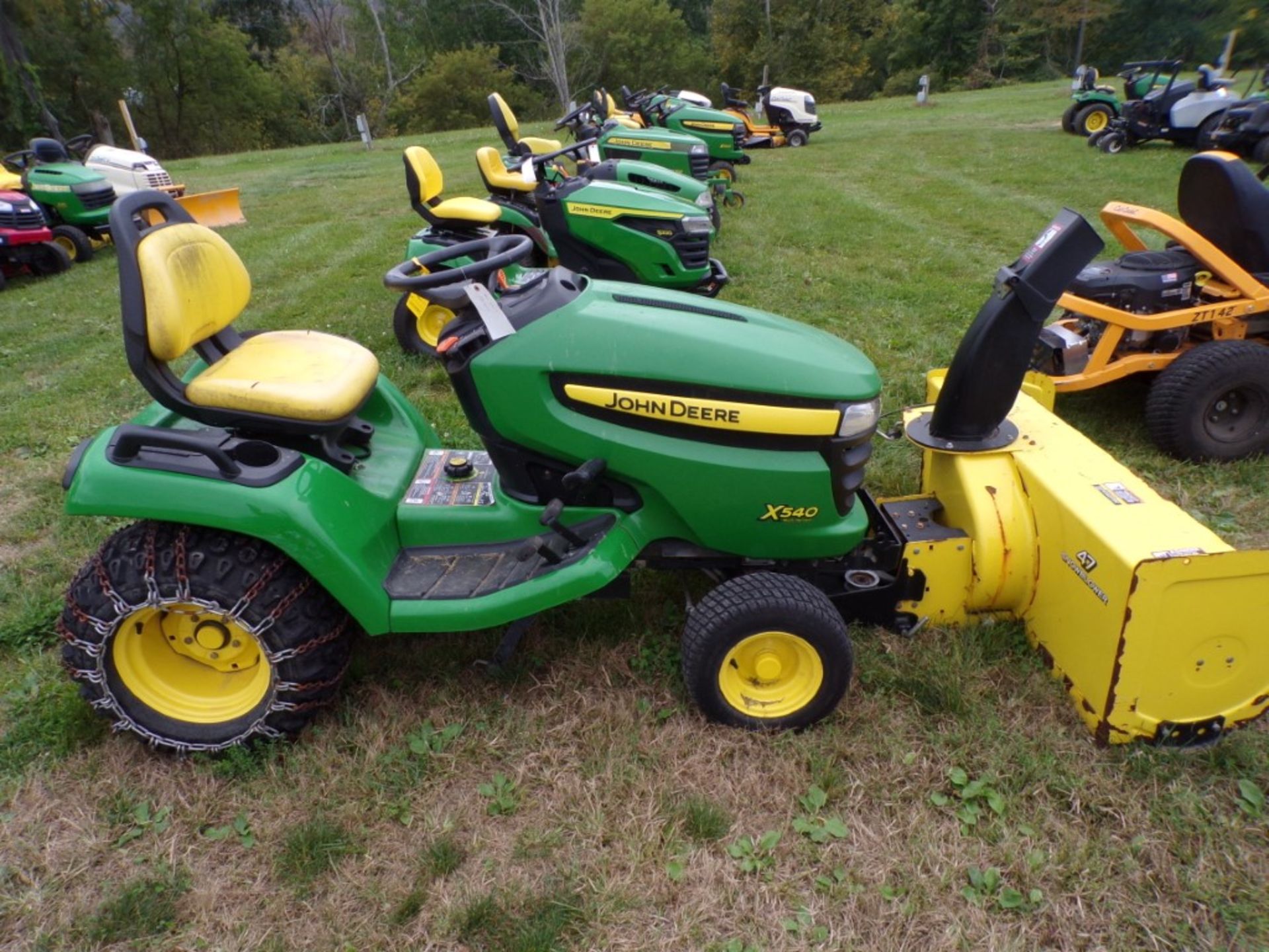 John Deere X-540 Multi-Terrain Riding Mower, NO DECK, Has 47'' Snowblower And Tire Chains, Hood Is - Image 2 of 2