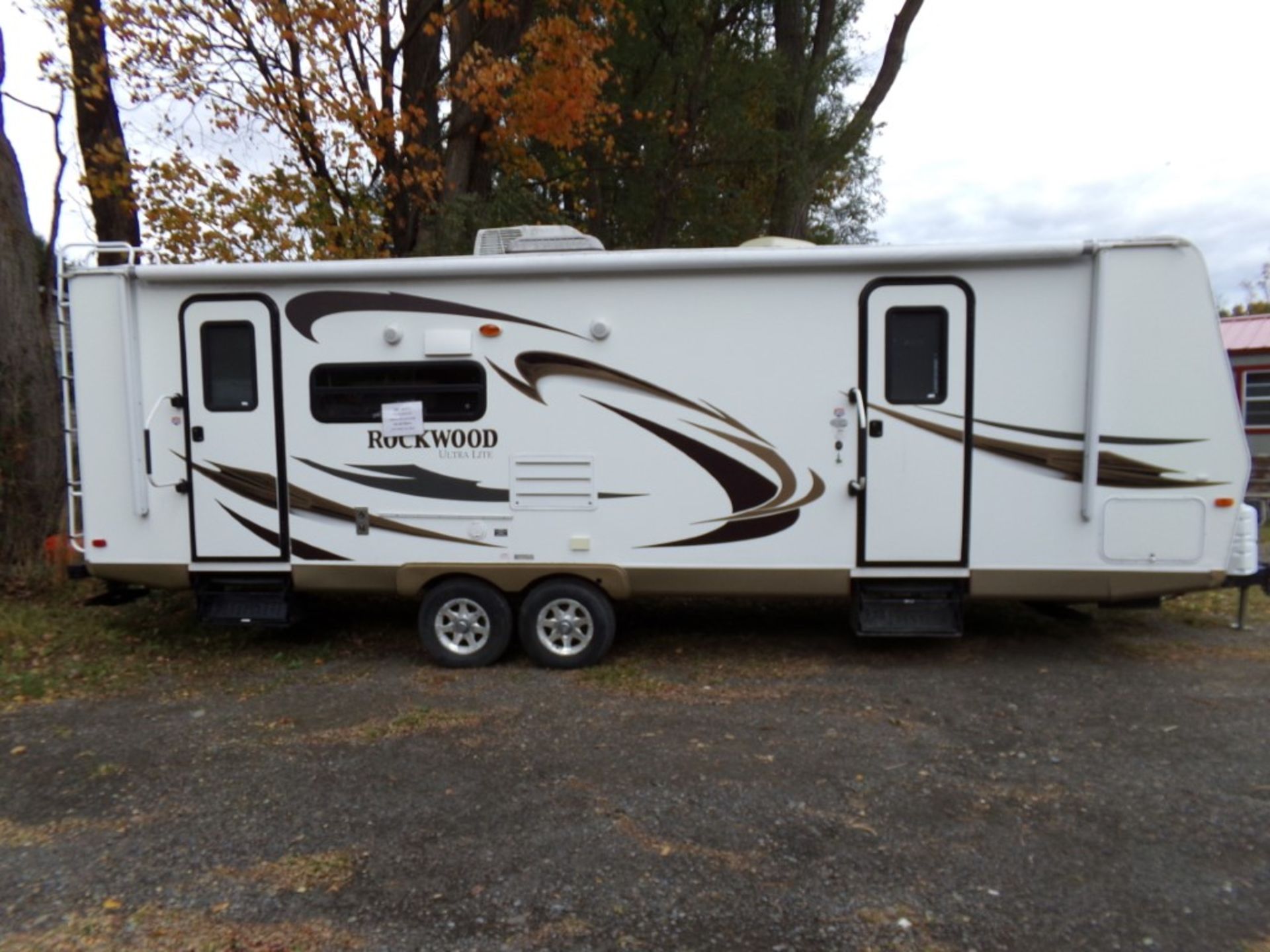 2013 Forest River Rockway Ultra Lite Camper, Approx 28', (1) Big Slide-Out, Approx. 12' Wide,