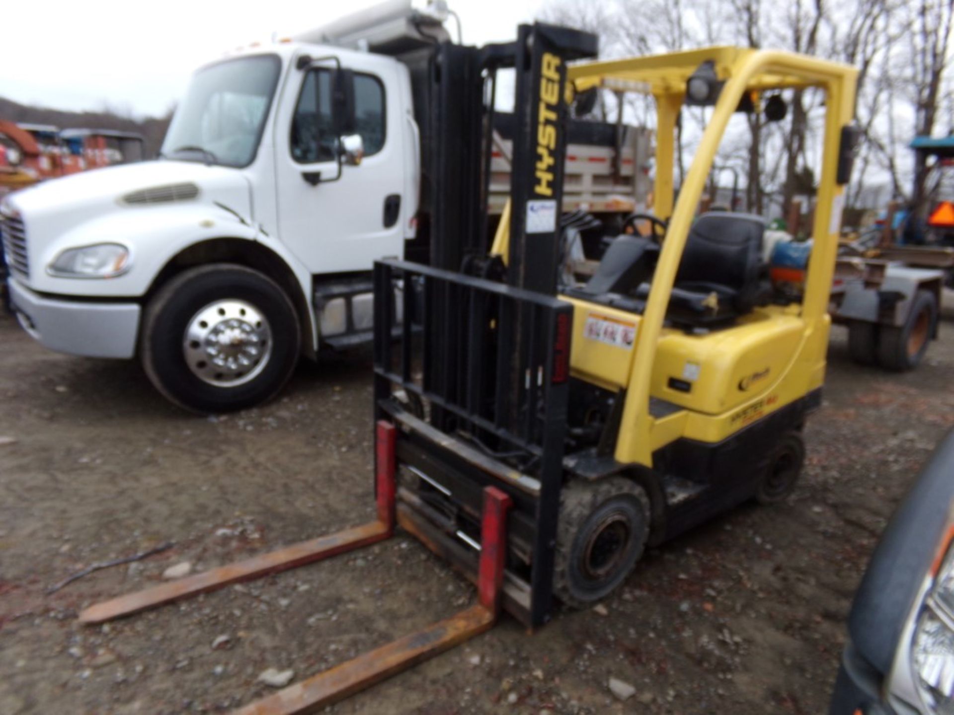 Hyster Fortis 40 Propane Indoor Forklift, 2609 Hrs., Truck Wt. 7410, Lift Capacity 3,650, NO Propane