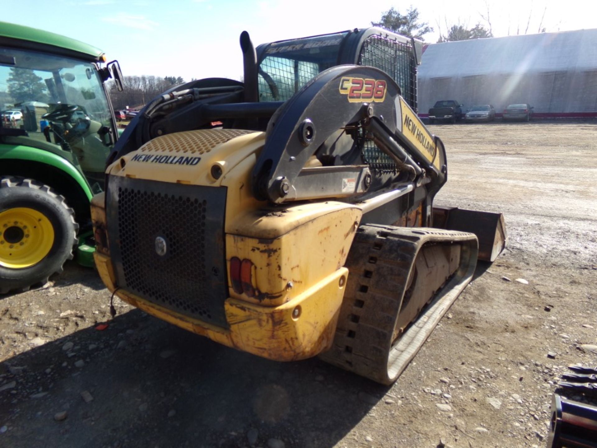 New Holland C238 Tracked Skid Loader, 3,284 Hrs, 4 Side Weights, Hi Flow Hydraulics, 84'', - Image 2 of 5