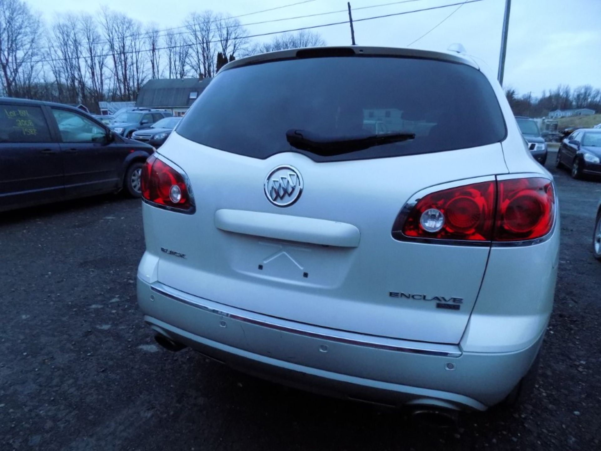 2011 Buick Enclave CXL-1, Leather, Sunroof, Front Wheel Drive, White, 160,845 Mi, PASSENGER FRONT - Image 7 of 13