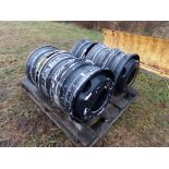 Pallet w/(6) Steel 19.5 Truck Wheels