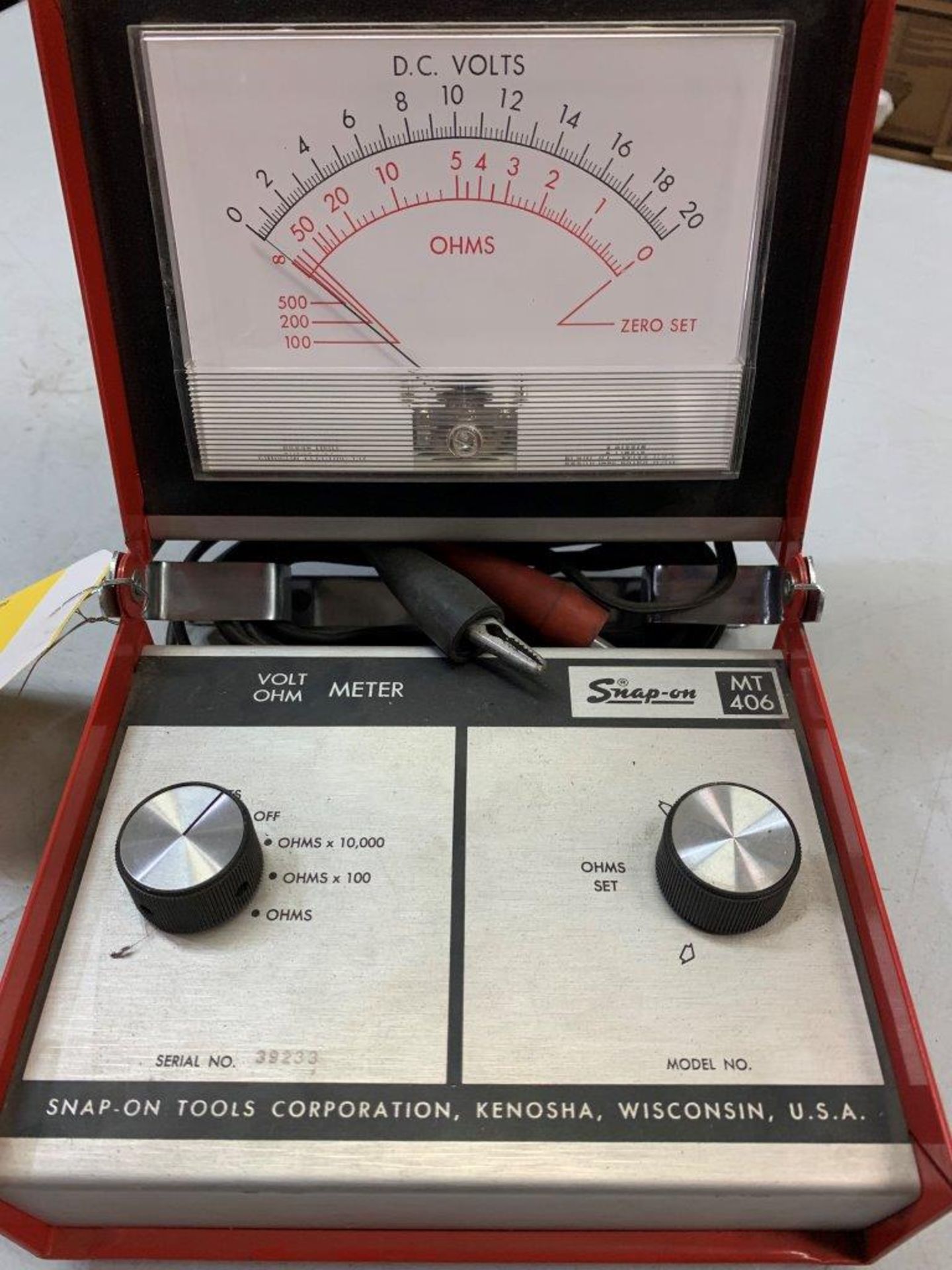 SNAP-ON MT 406 VOLT/OHM METER