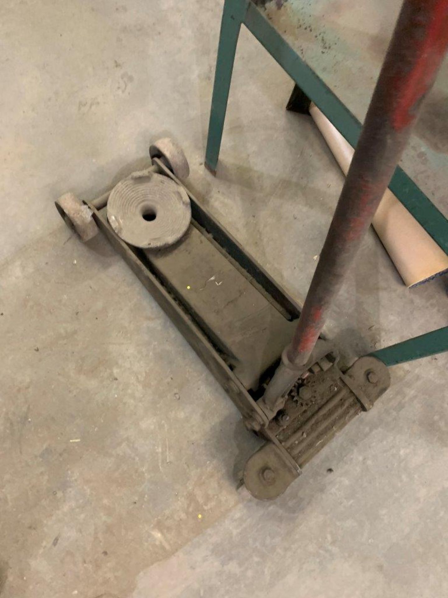 HYD. FLOOR JACK - Image 2 of 3