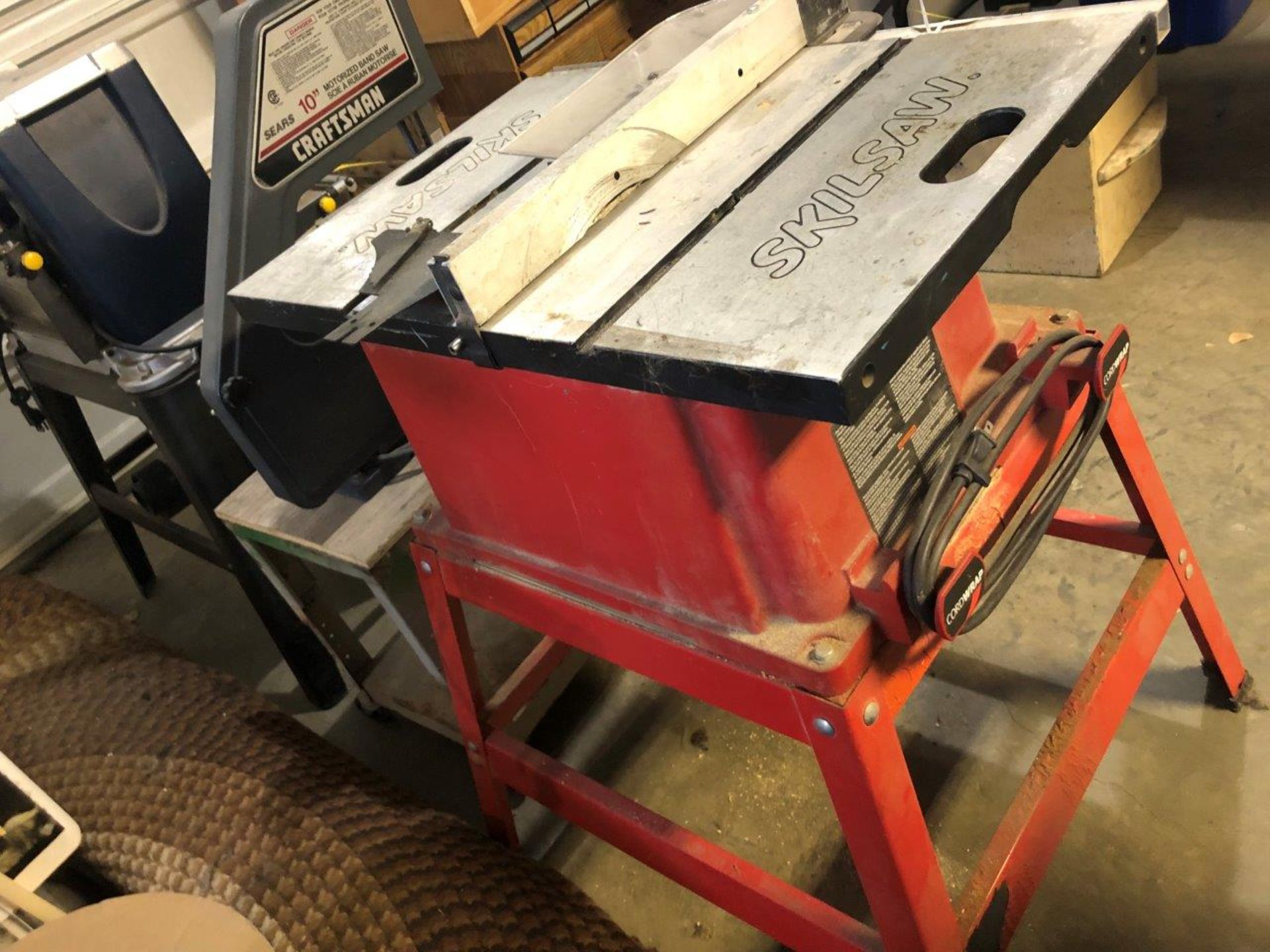 SKIL SAW 10" TABLE SAW W/ STAND - Image 3 of 3