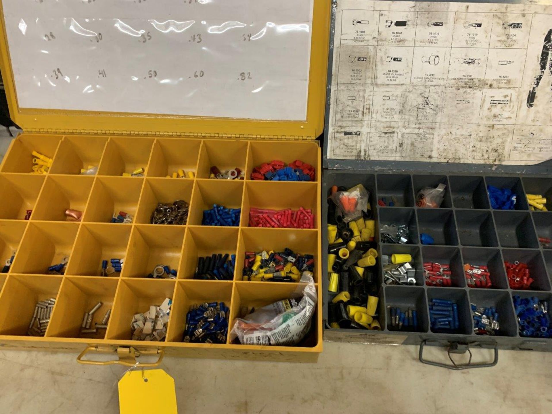 L/O HARDWARE ASSORTMENT TRAYS W/ AUTOMOTIVE ELEC. CONNECTORS AND ASSORTED HARDWARE - Image 2 of 7