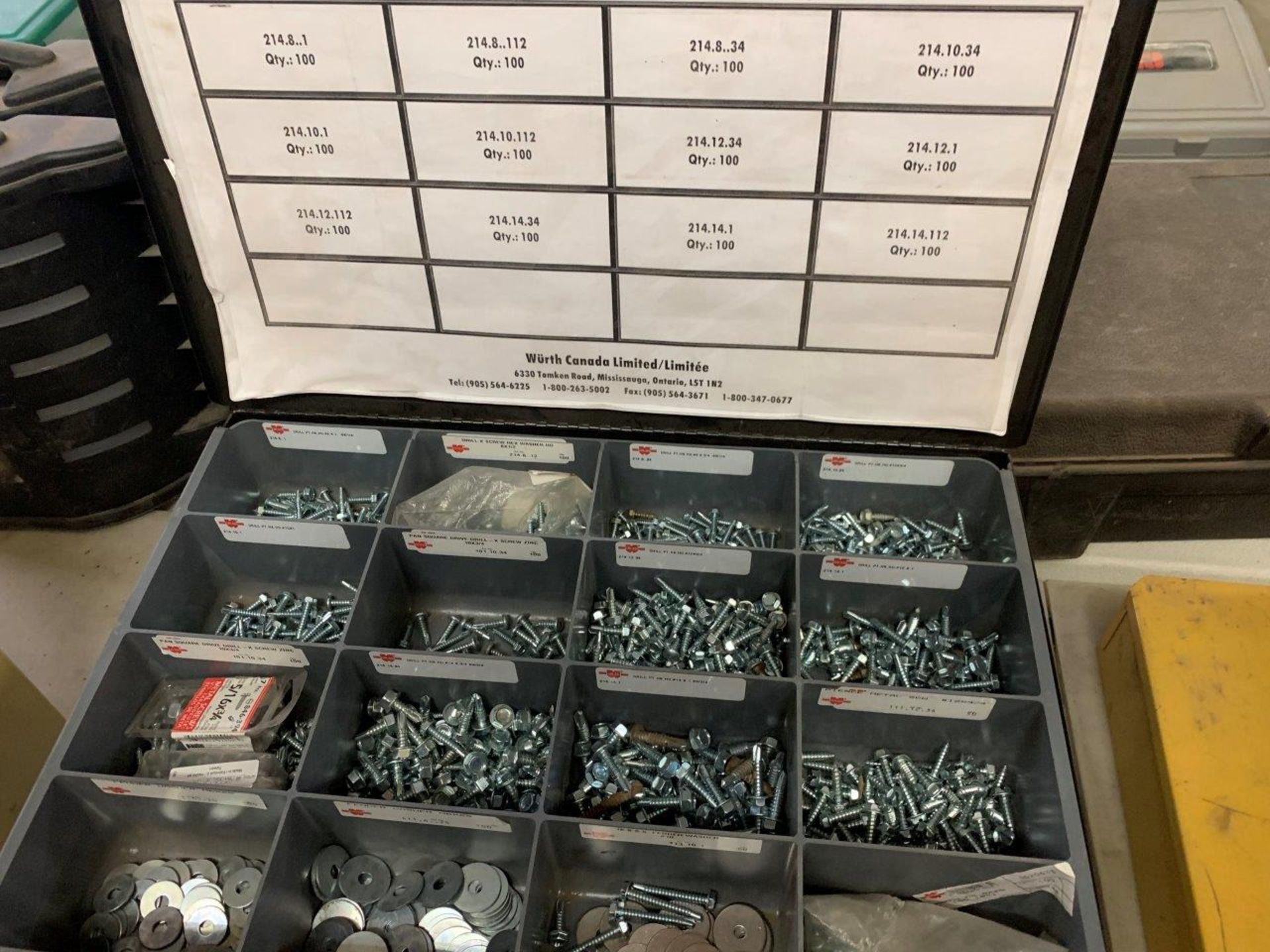 L/O HARDWARE ASSORTMENT TRAYS W/ AUTOMOTIVE ELEC. CONNECTORS AND ASSORTED HARDWARE - Image 6 of 7