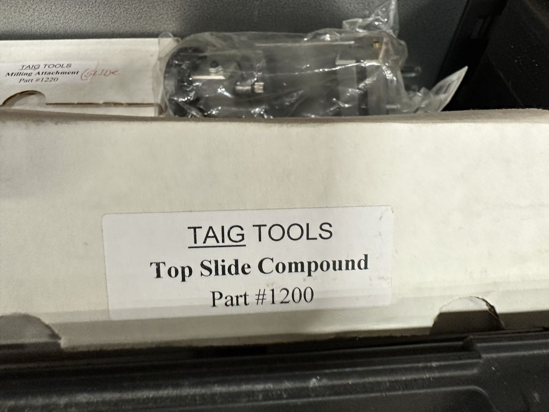 TAIG TOOLS BENCH MOUNT PEN LATHE, 3/4" SPINDLE, MILL SPINDLE ER16 COLLET 22X1.5MM, TURNING CHISELS, - Image 13 of 18