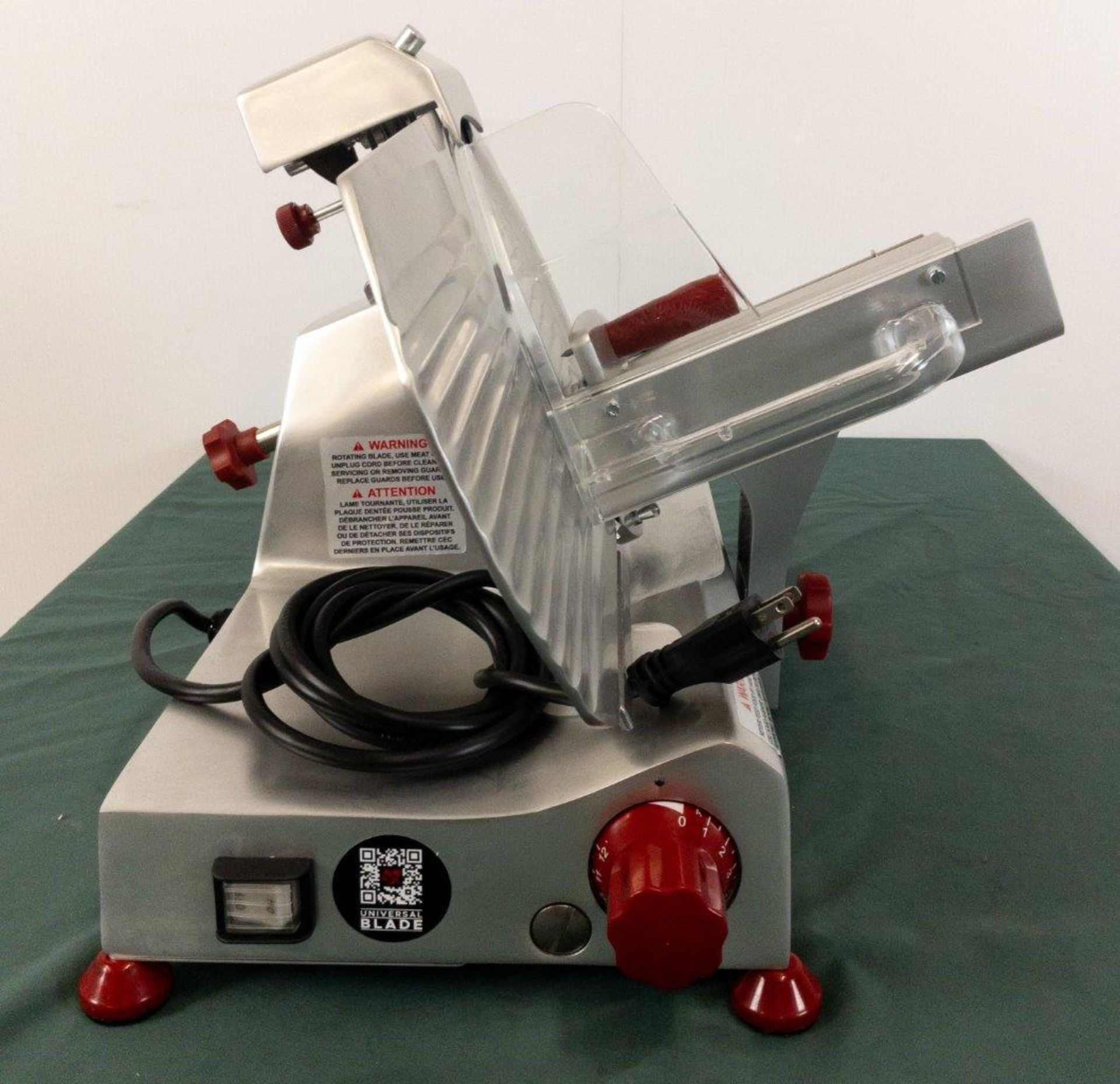 10" BLADE SLICER WITH COMPACT BODY WITH 0.25 HP MOTOR - MADE IN ITALY, OMCAN 13623 - Image 5 of 9