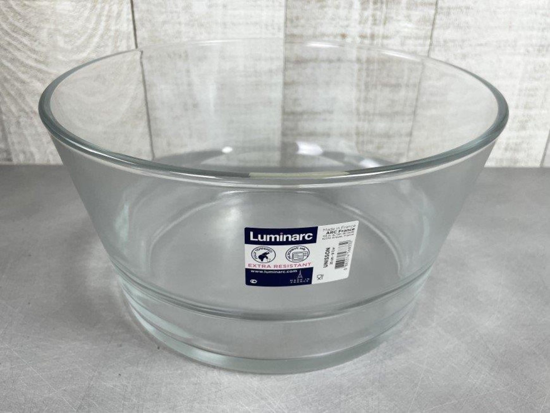 9.75" UNISSON 140OZ HEAVY STACKABLE GLASS BOWLS - LOT OF 6