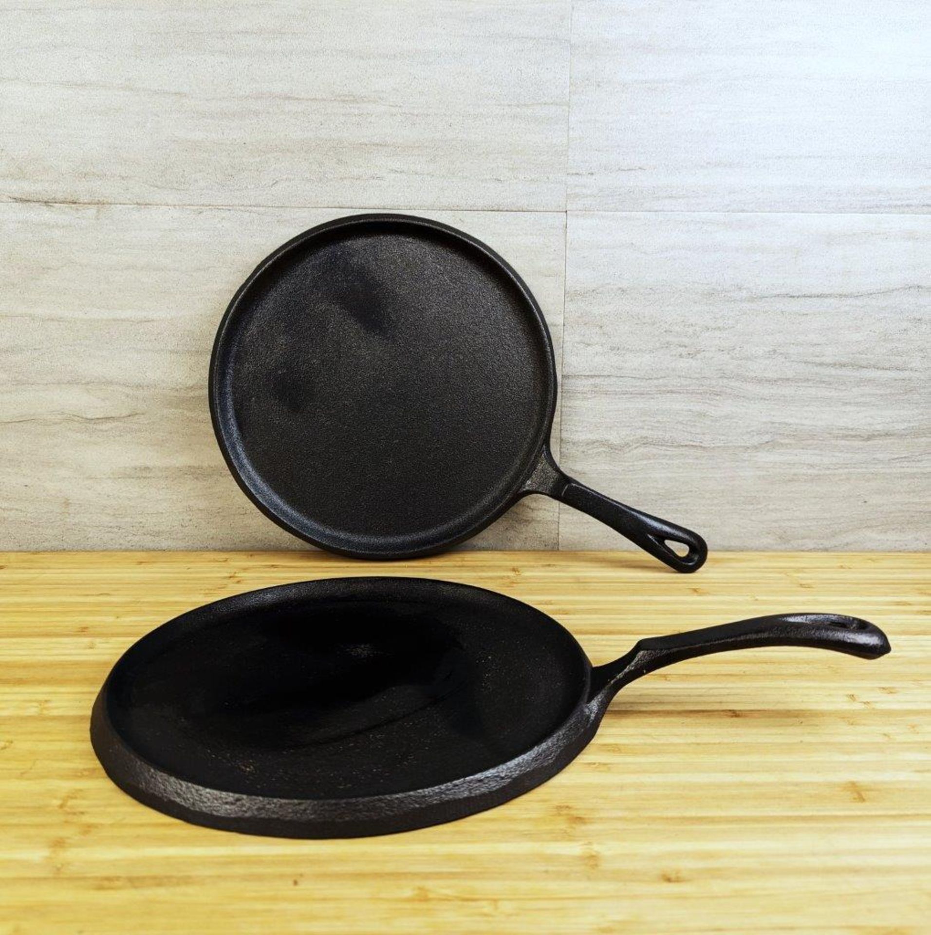 10" ROUND CAST IRON SKILLETS - LOT OF 2