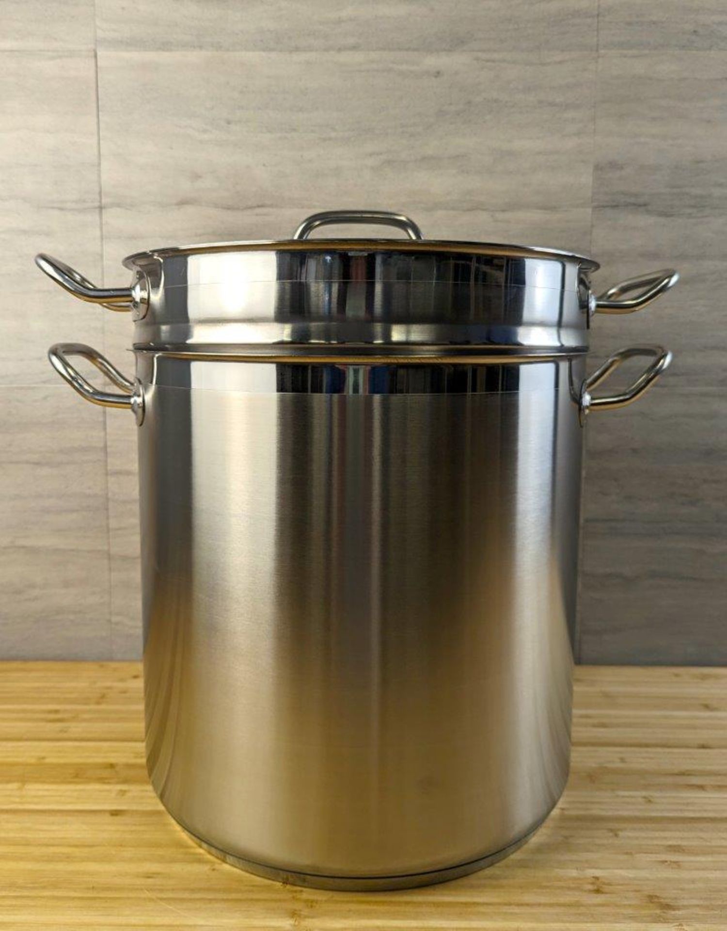 24QT STOCK POT AND LID WITH STEAM INSERT, INDUCTION CAPABLE - LOT OF 3 PIECES - Image 2 of 5