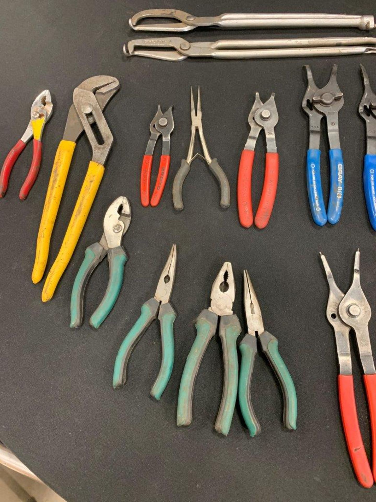 L/O ASSORTED PLIERS - Image 4 of 4