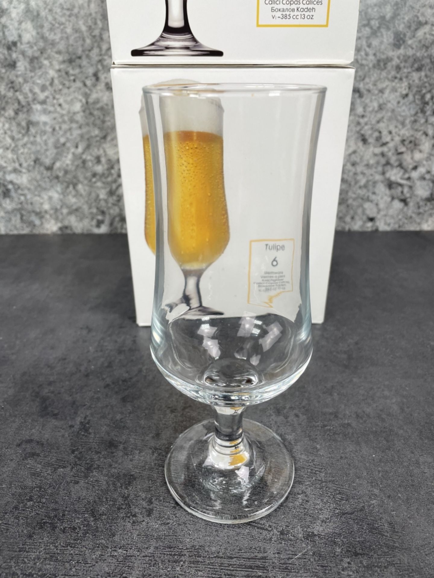 13OZ TULIPE BEER GLASSES - LOT OF 12