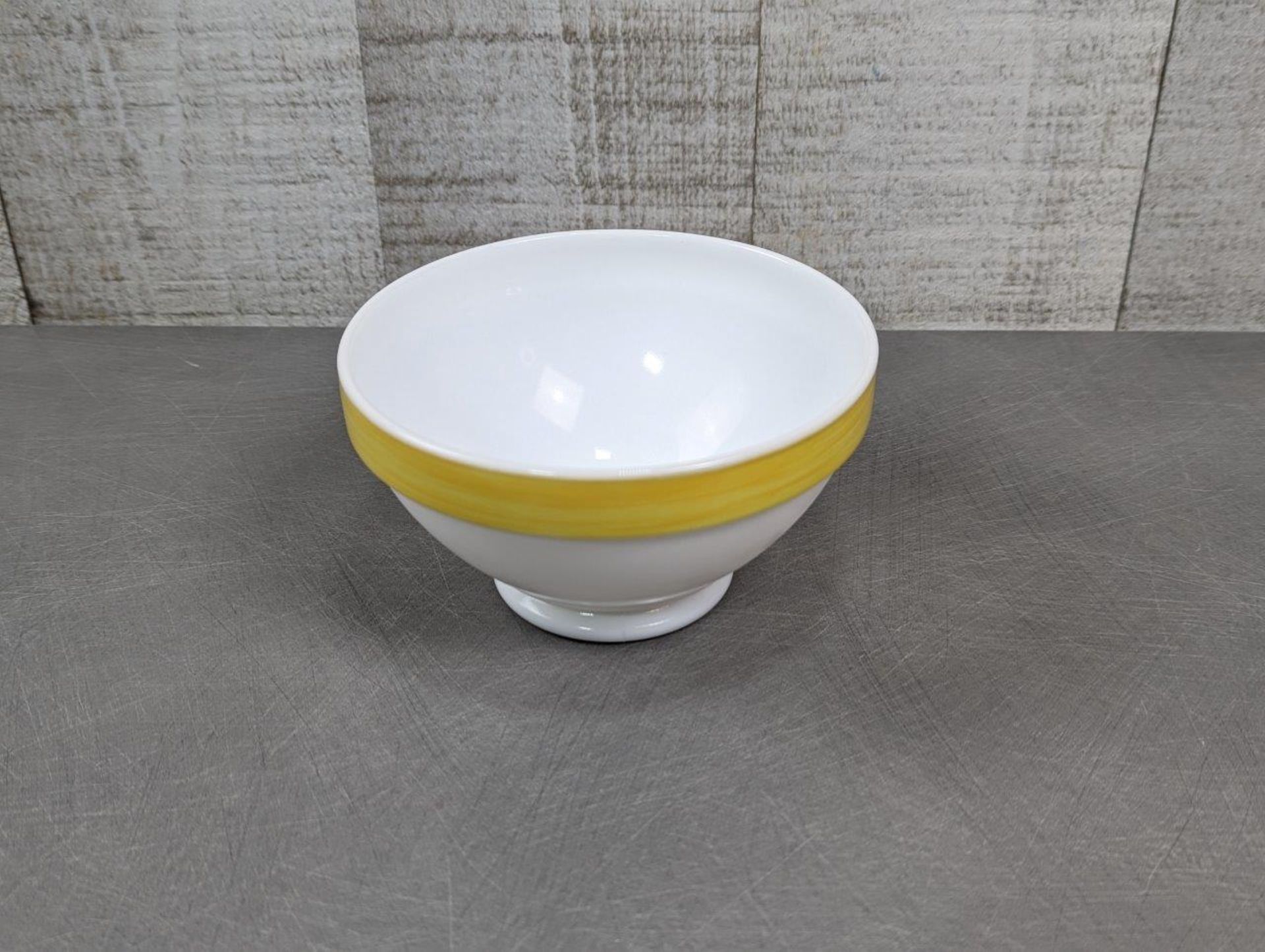 17.25OZ OPAL BRUSH YELLOW GLASS BOWLS, 5-1/8", ARCOROC 54704 - LOT OF 36 - Image 3 of 5