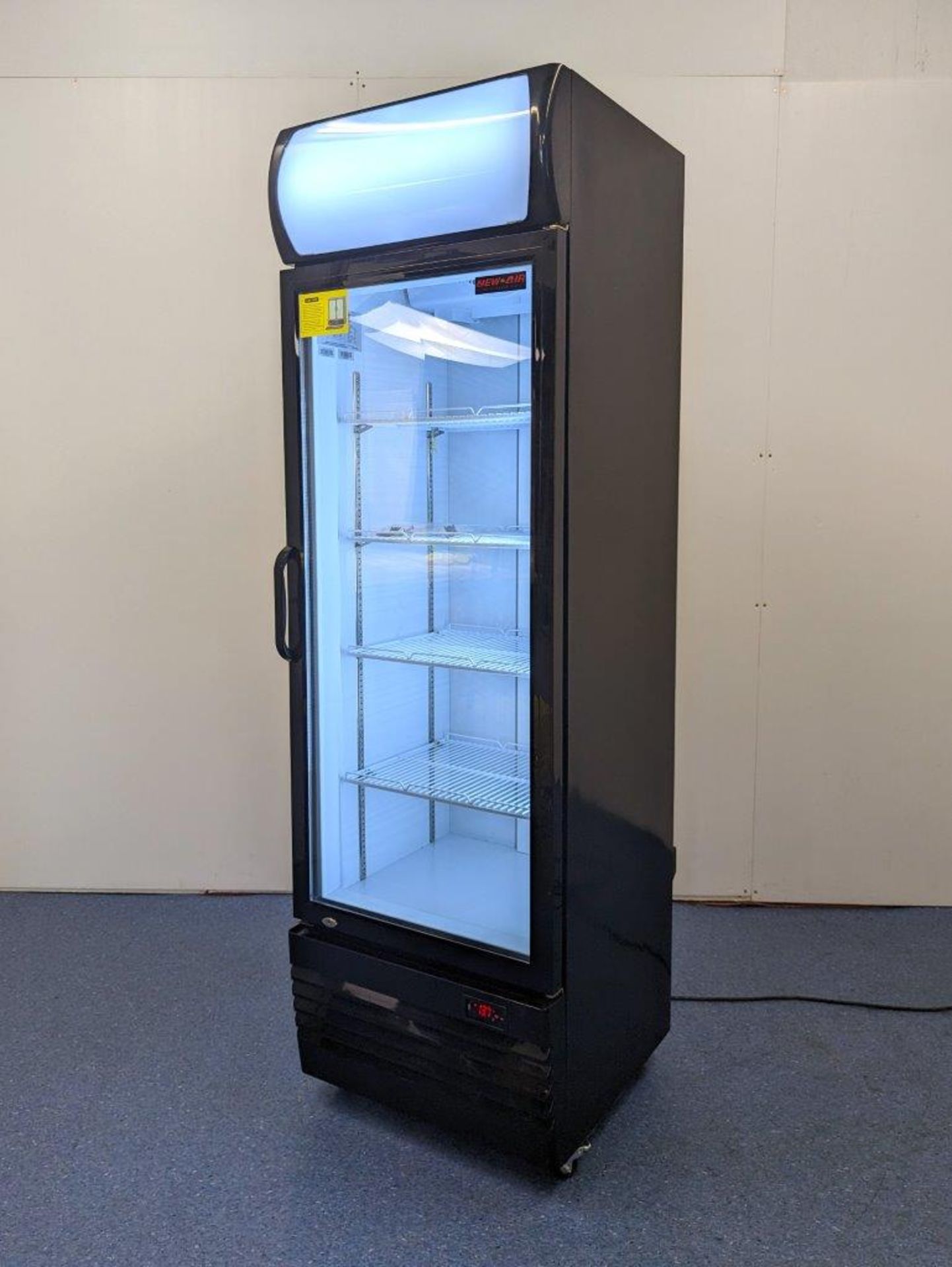 NEW AIR NGR-36-H 24" SINGLE GLASS DOOR DISPLAY COOLER - Image 2 of 7