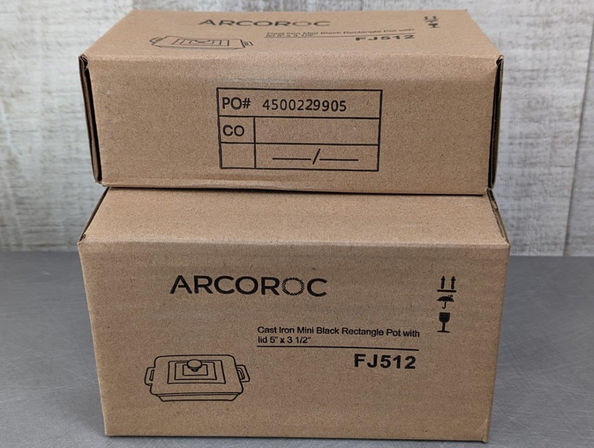 ARCOROC 12OZ CAST IRON DUTCH OVENS - LOT OF 4 - Image 5 of 5