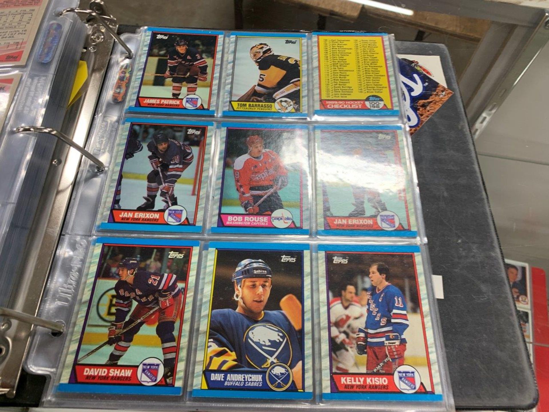 BINDER OF ASSORTED O-PEE-CHEE HOCKEY CARDS - Image 5 of 5