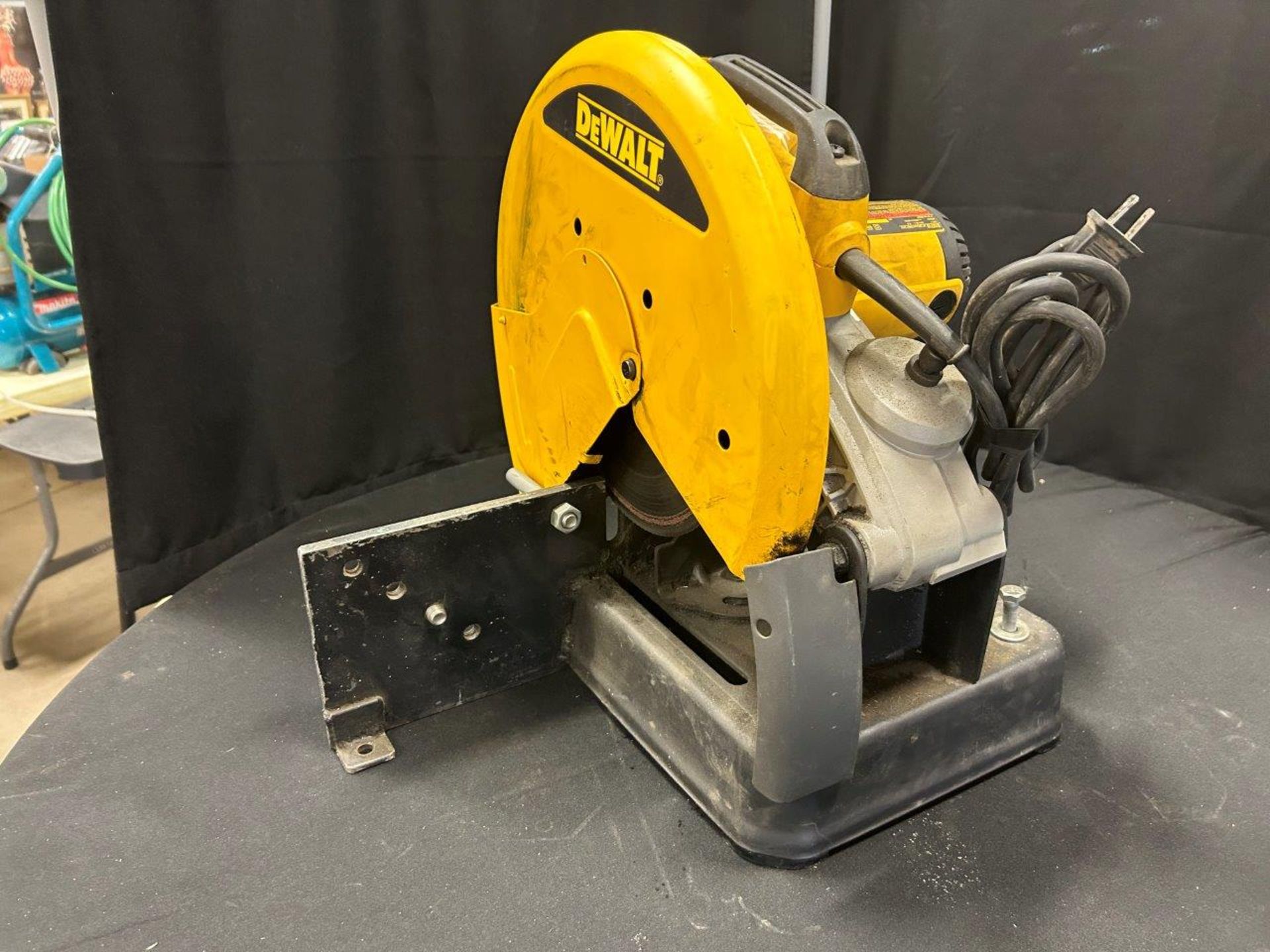 DEWALT 14" METAL CUT OFF SAW