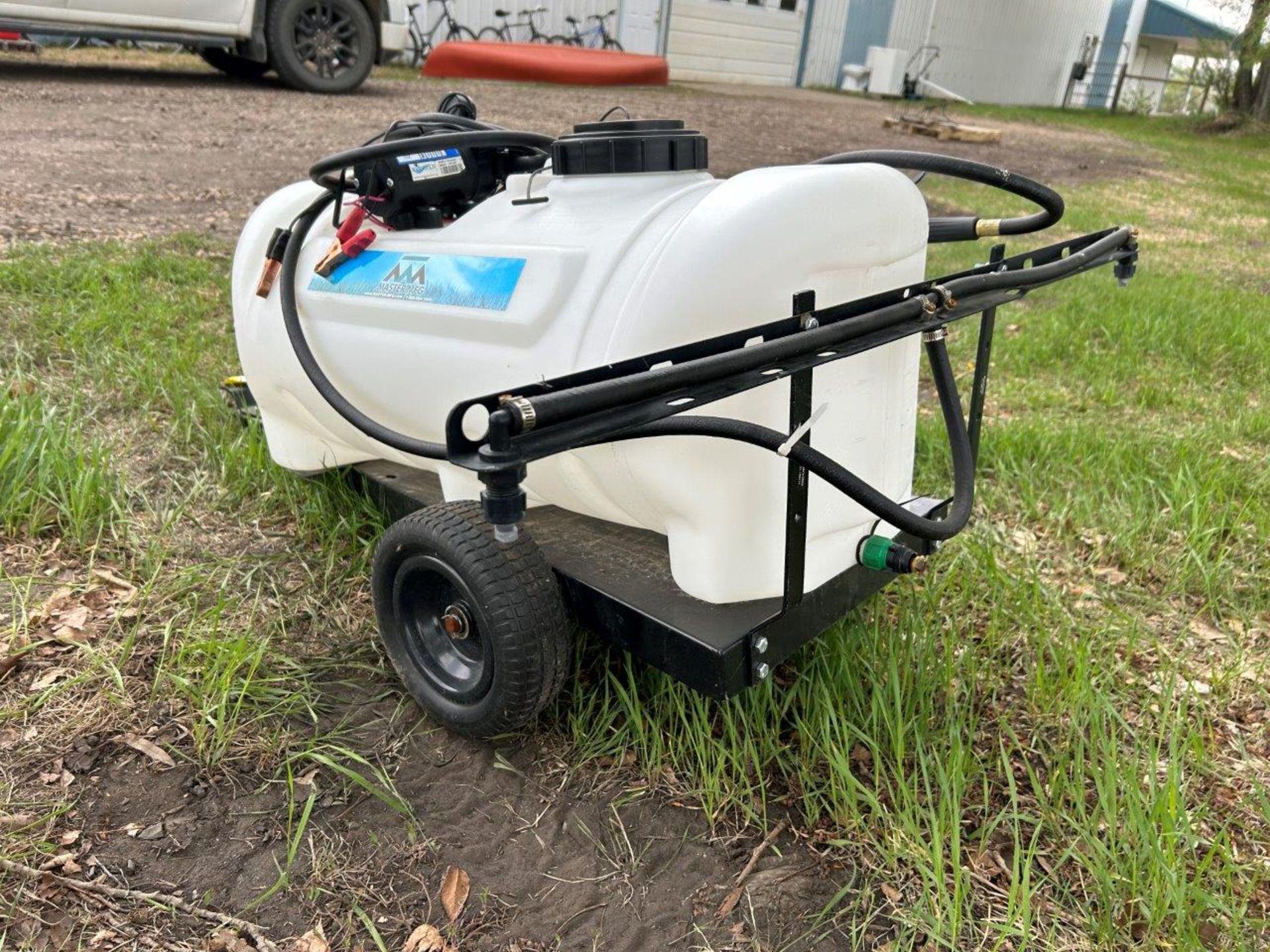 MASTER MFG LAWN & GARDEN SPRAYER CART W/ 12V PUMP AND WAND - Image 4 of 4