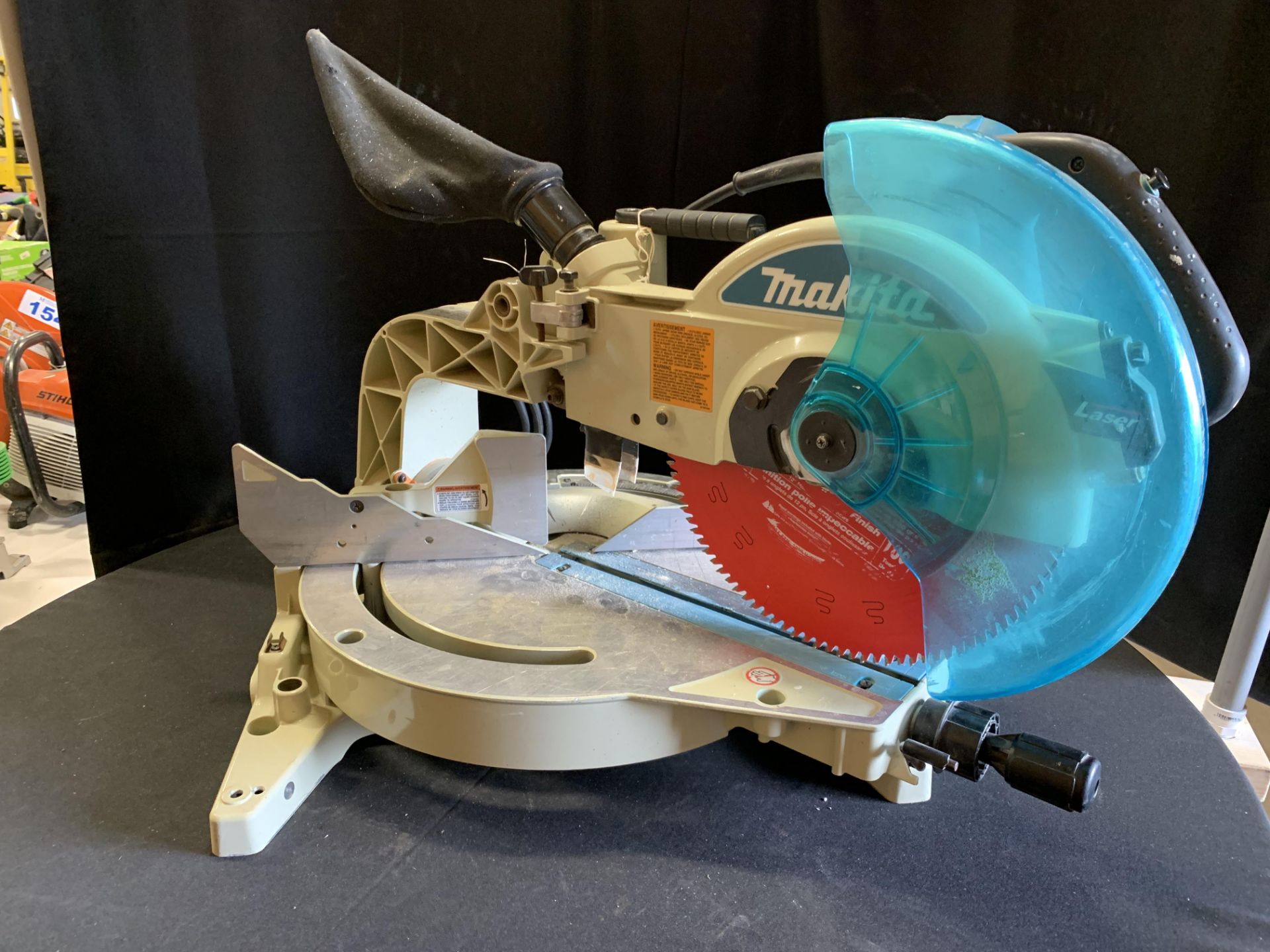 MAKITA 12" SLIDING COMPOUND MITRE SAW - A24