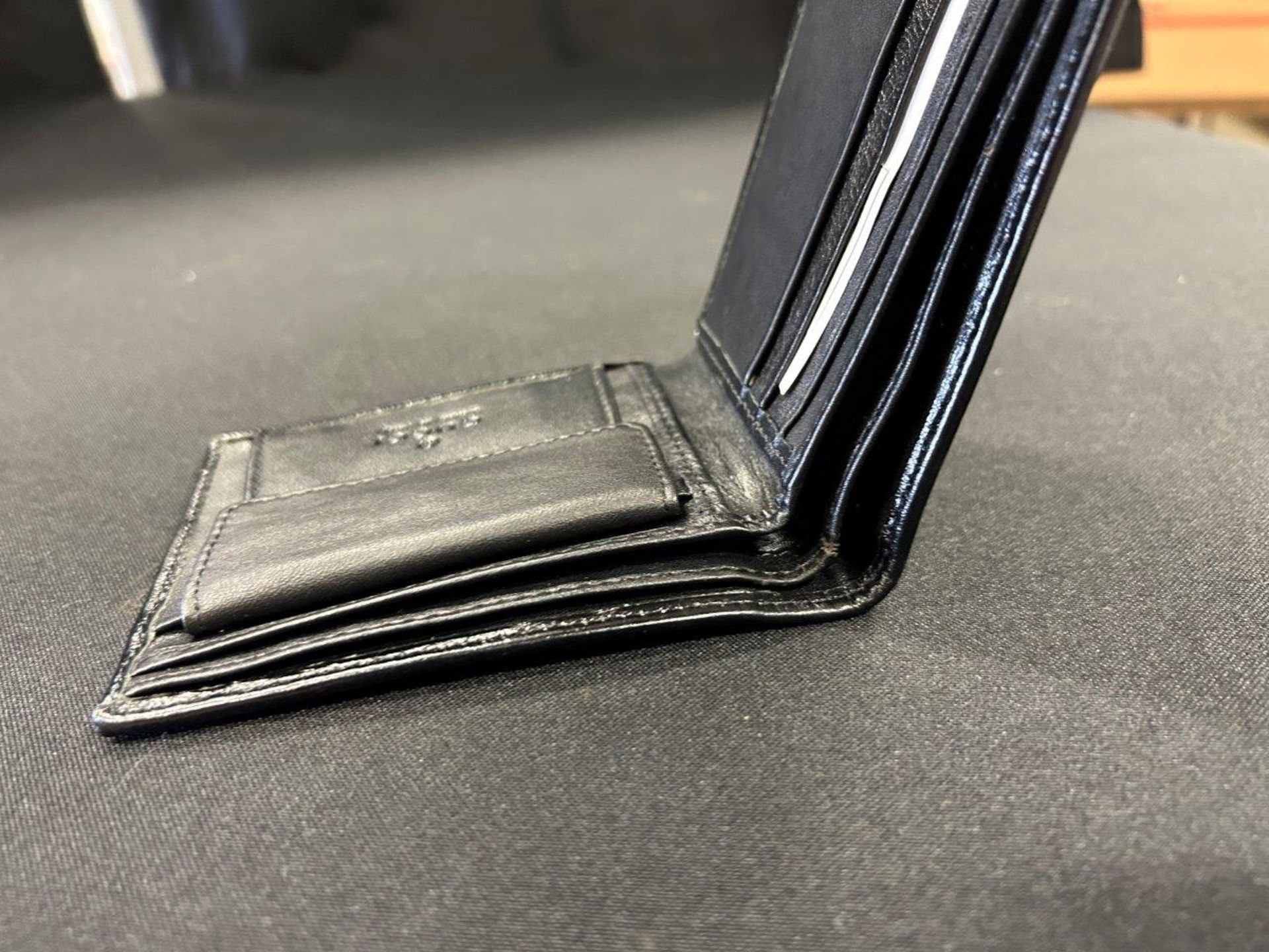 WALLET - Image 3 of 4