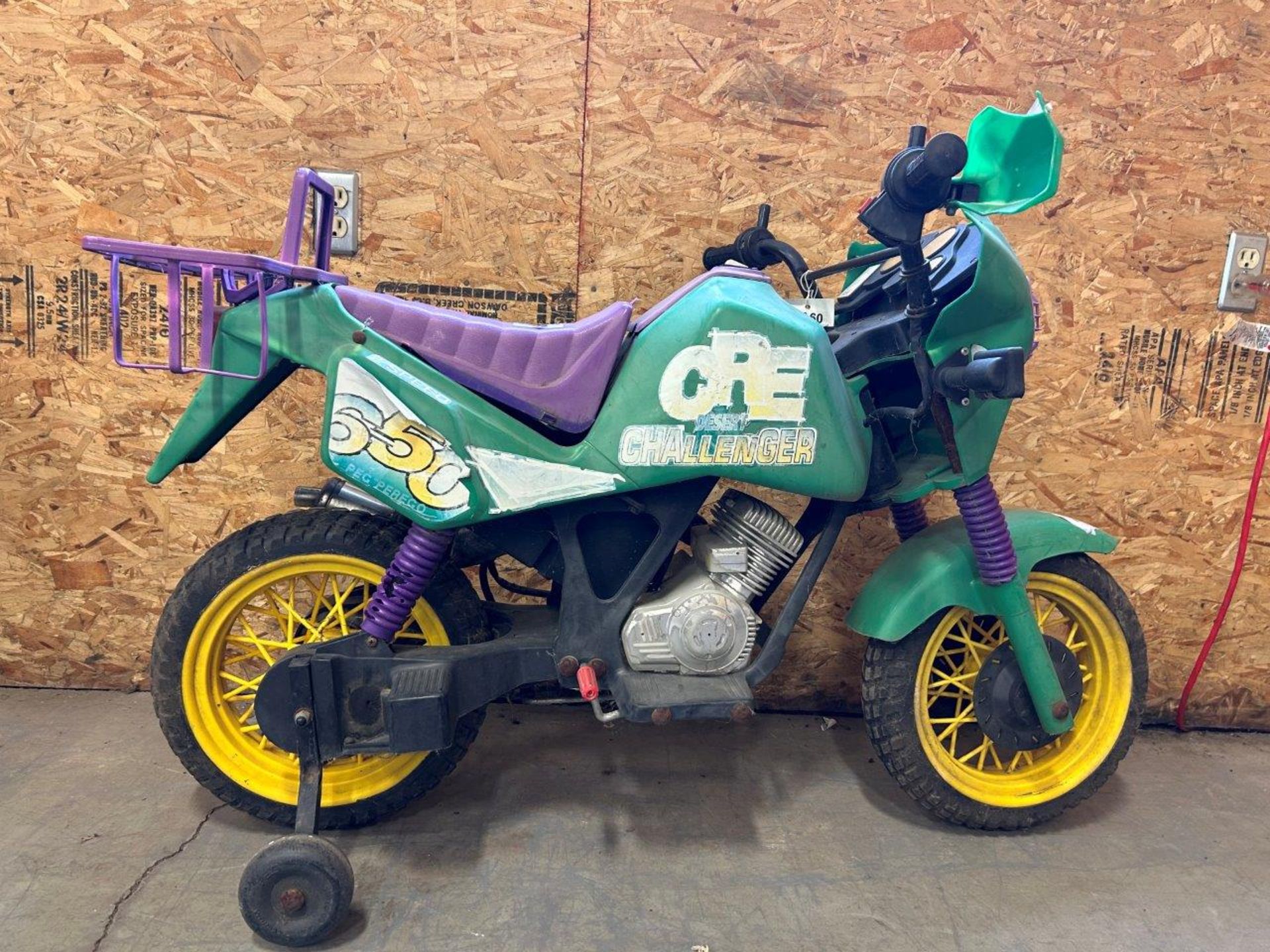 CHILDRENS CHALLENGER ELEC. MOTORCYCLE - A60