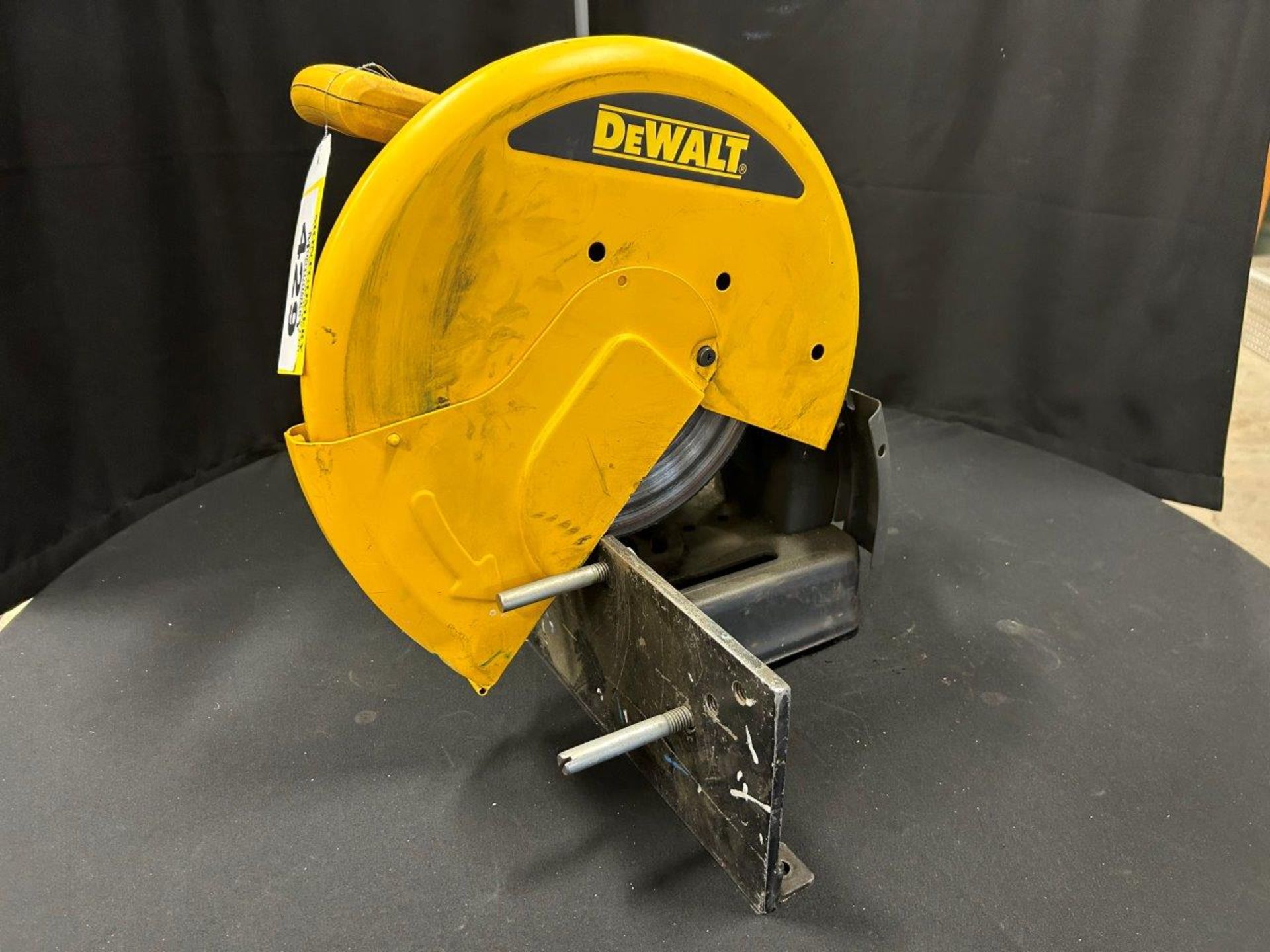 DEWALT 14" METAL CUT OFF SAW - Image 4 of 4