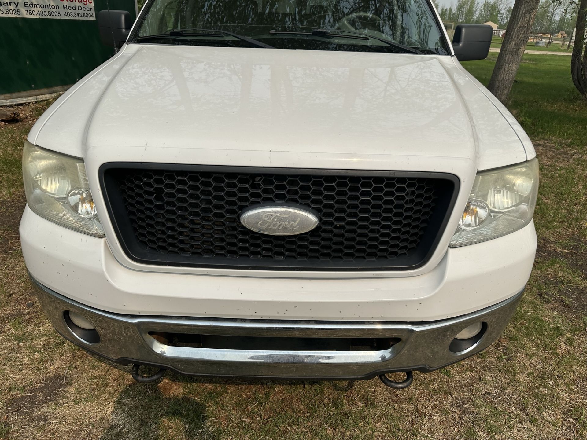 2006 FORD F150 LT P/U TRUCK 4X4. 5.4 L V8, CREW CAB, CLOTH, BED LINER, 233,867 KM's SHOWING - Image 2 of 17