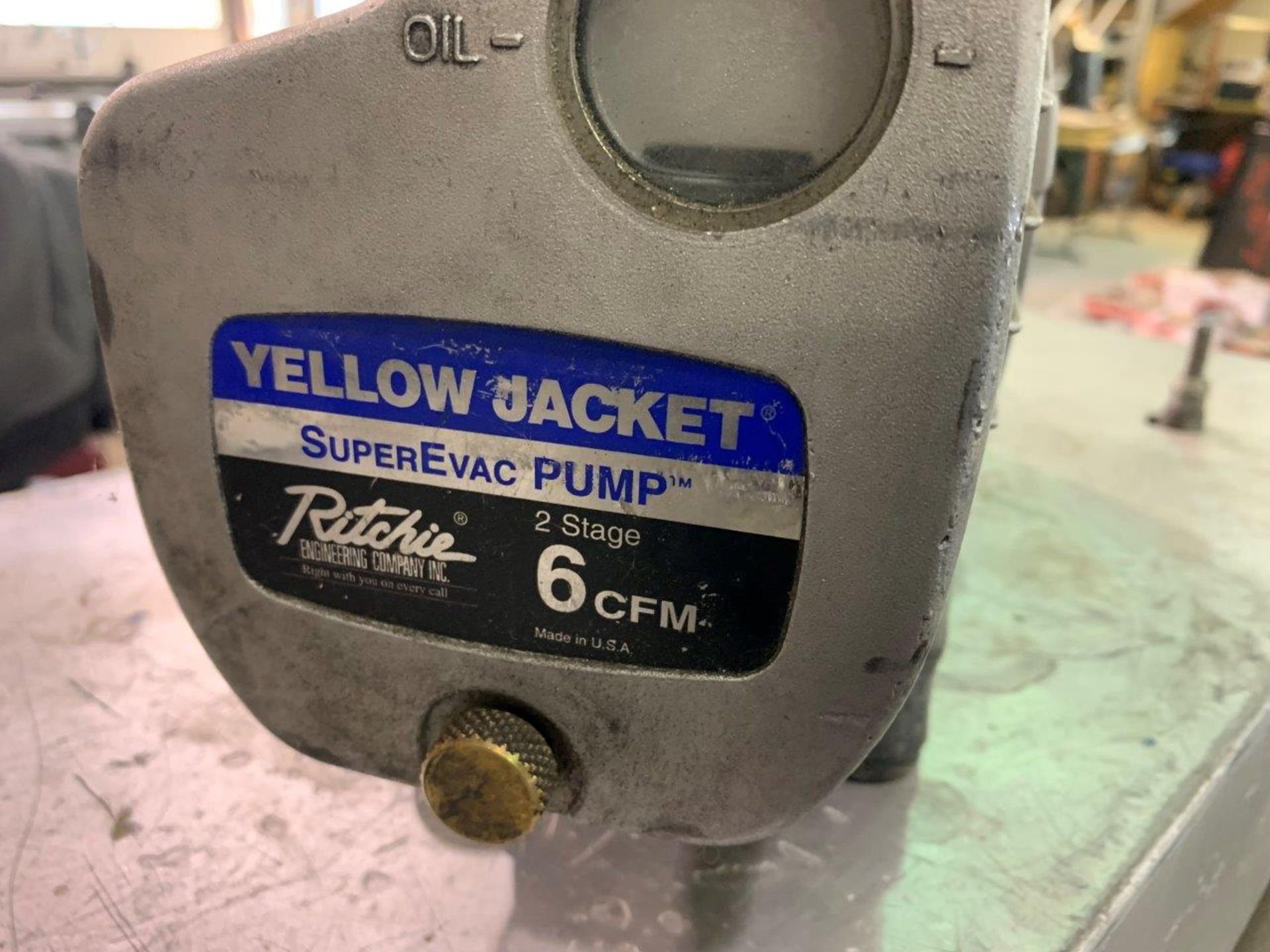 RITCHIE YELLOW JACKET SUPEREVAC PUMP, 2-STAGE, 6 CFM, 115V - Image 2 of 5