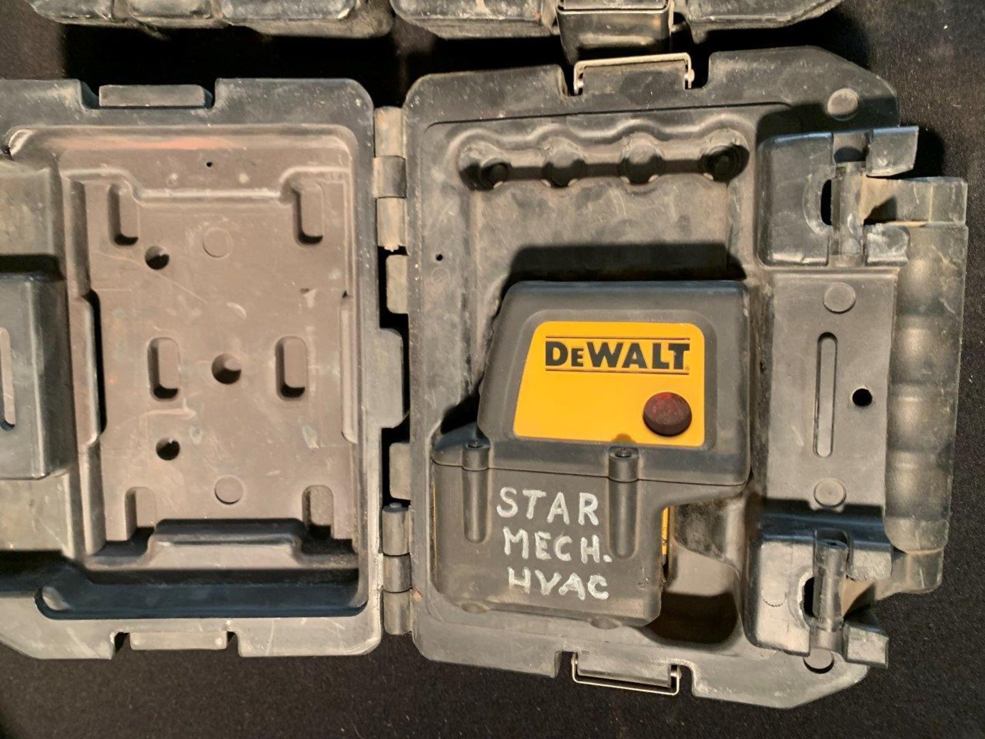 2-DEWALT DW084 4-BEAM LASER, STANLEY ALUMINUM TRI-POD - Image 3 of 7