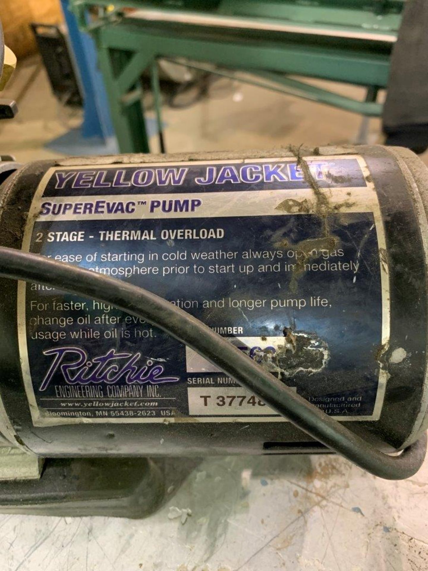 RITCHIE YELLOW JACKET SUPEREVAC PUMP, 2-STAGE, 6 CFM, 115V - Image 3 of 5