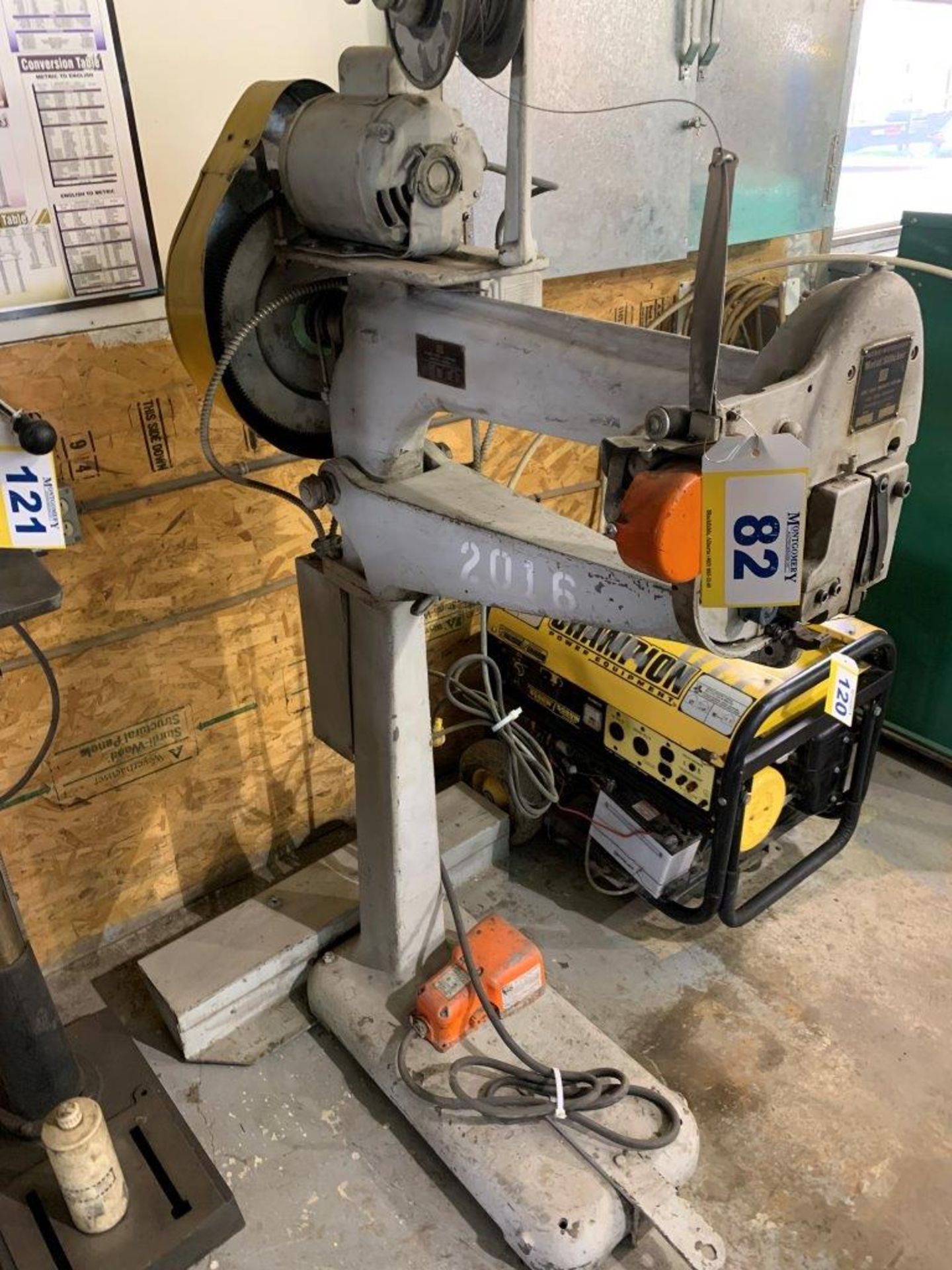 ACME-MORRISON M2A-25 METAL STITCHER W/ POWER FOOT ACTION, SS WIRE, 115V/1-PH, S/N 17359 - Image 2 of 7