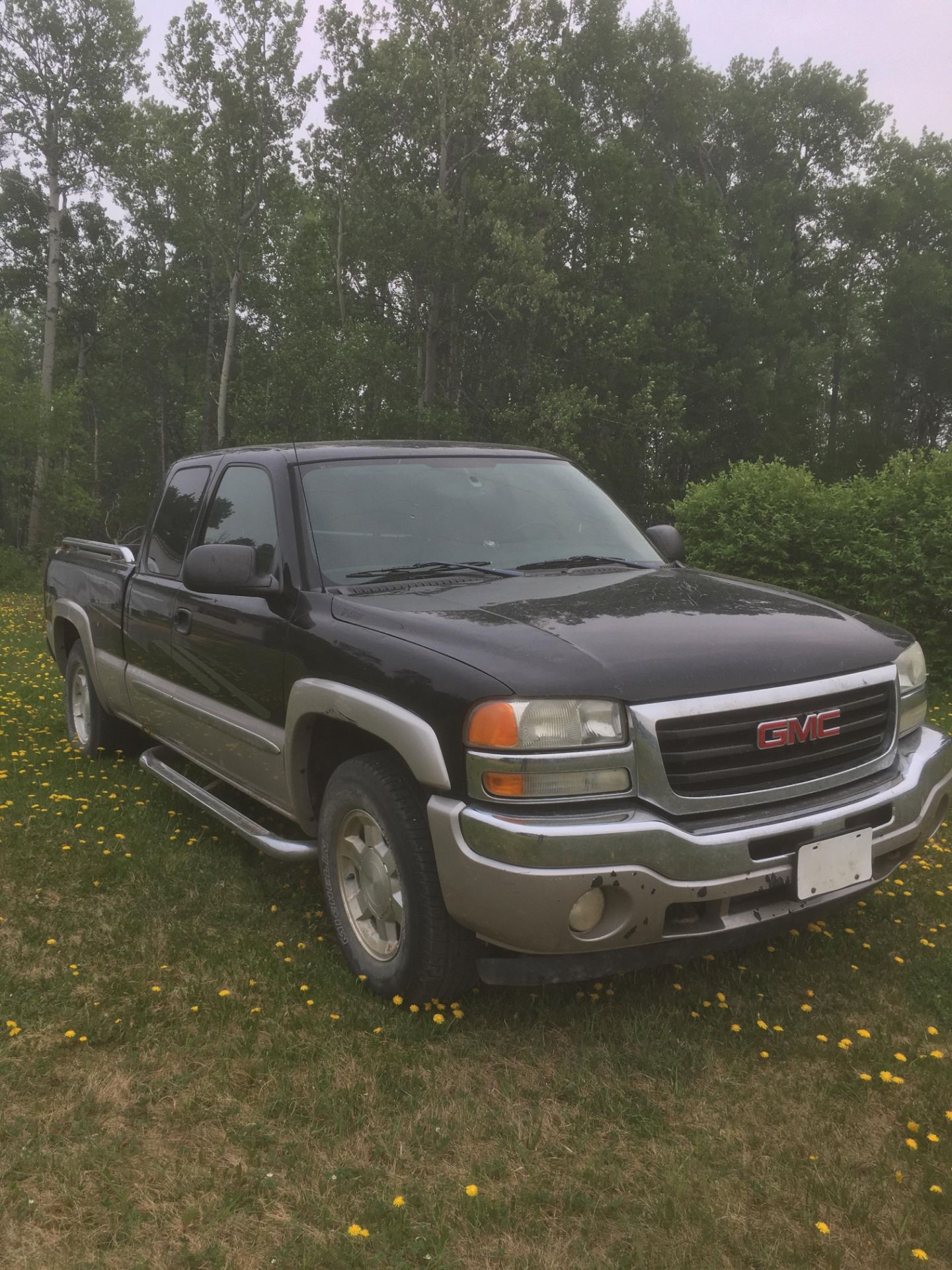 2005 GMC SIERRA Z71, SHORT BOX, EXTENDED CAB PICK UP TRUCK, 4X4, V8 AUTOMATIC 169,923 KM'S - Image 24 of 27