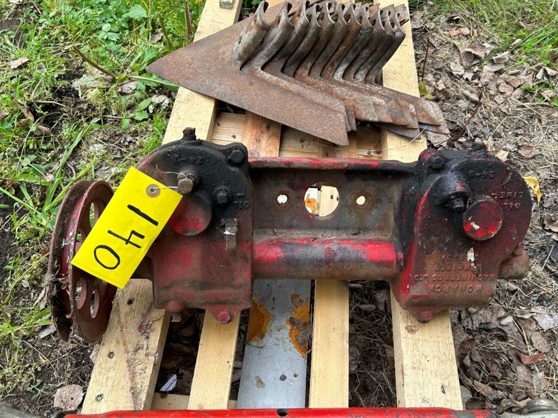 L/O - LIGHTLY USED CULTIVATOR SWEEPS - Image 2 of 5