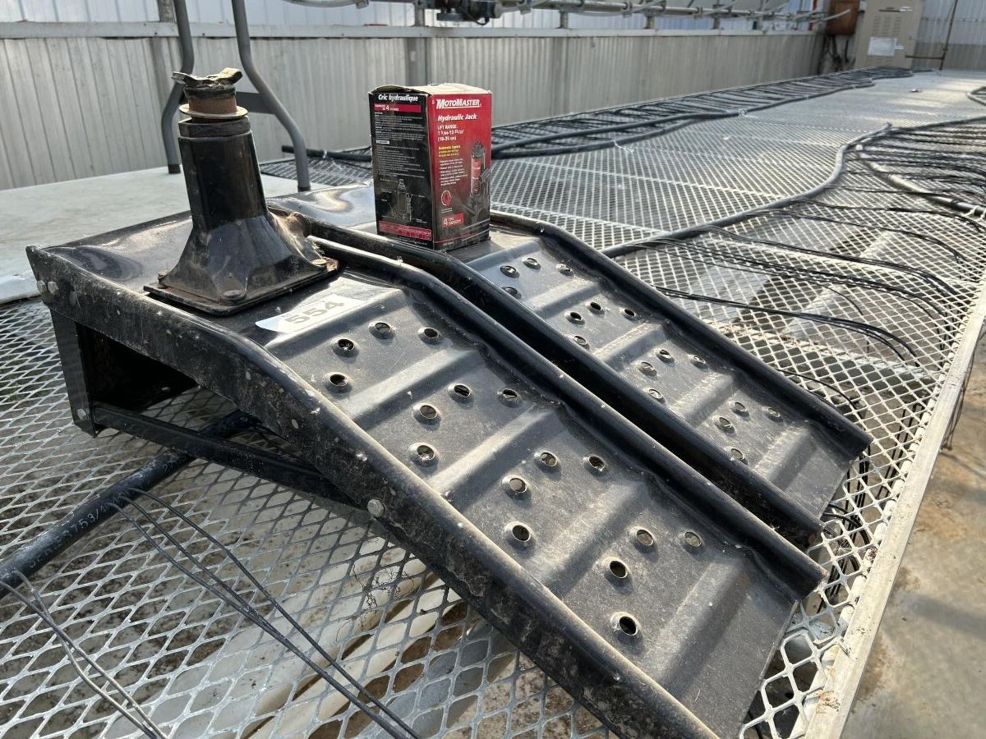 PAIR OF METAL SERVICE RAMPS AND 2-HYD. BOTTLE JACKS - Image 4 of 4