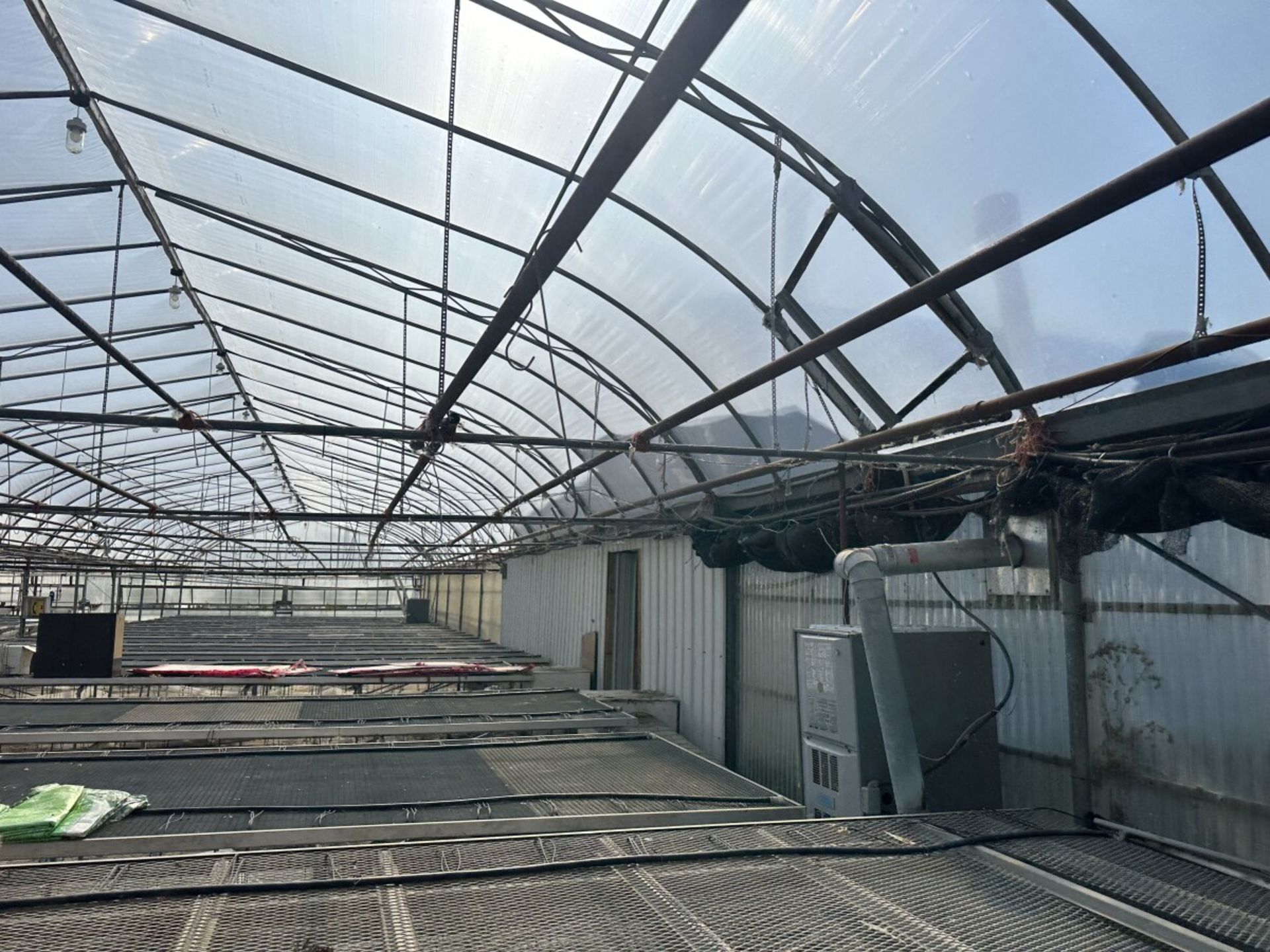 WESTBROOK GUTTER CONNECT 2-BAY GREENHOUSE 60FT X 144FT X 96” H & 2-BAY 60FT X 72 FT X 96”, INCLUDING - Image 46 of 95