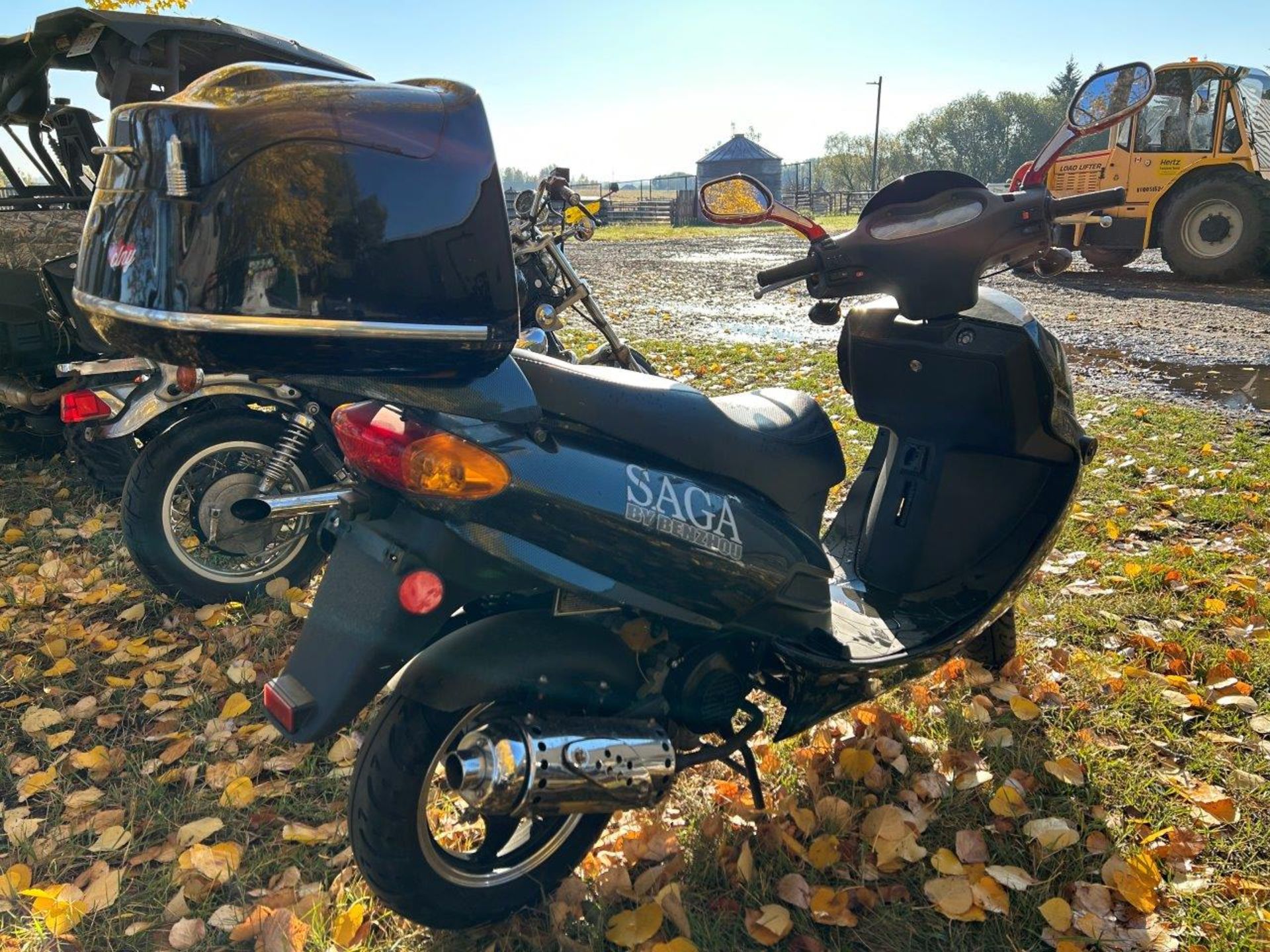 **LOCATED AT MAS** BENZHAOU SAGA SCOOTER 2123 KM'S S/N: LD5TCBPA181109283 **ESTATE CONSIGNMENT** - Image 4 of 4