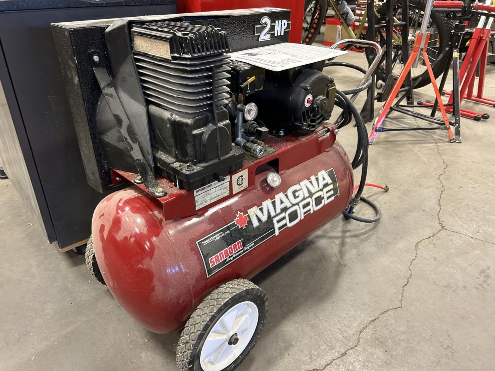 SANBORN MAGNA FORCE 2 HP AIR COMPRESSOR W/ HOSE AND AIR CHUCK - Image 3 of 4