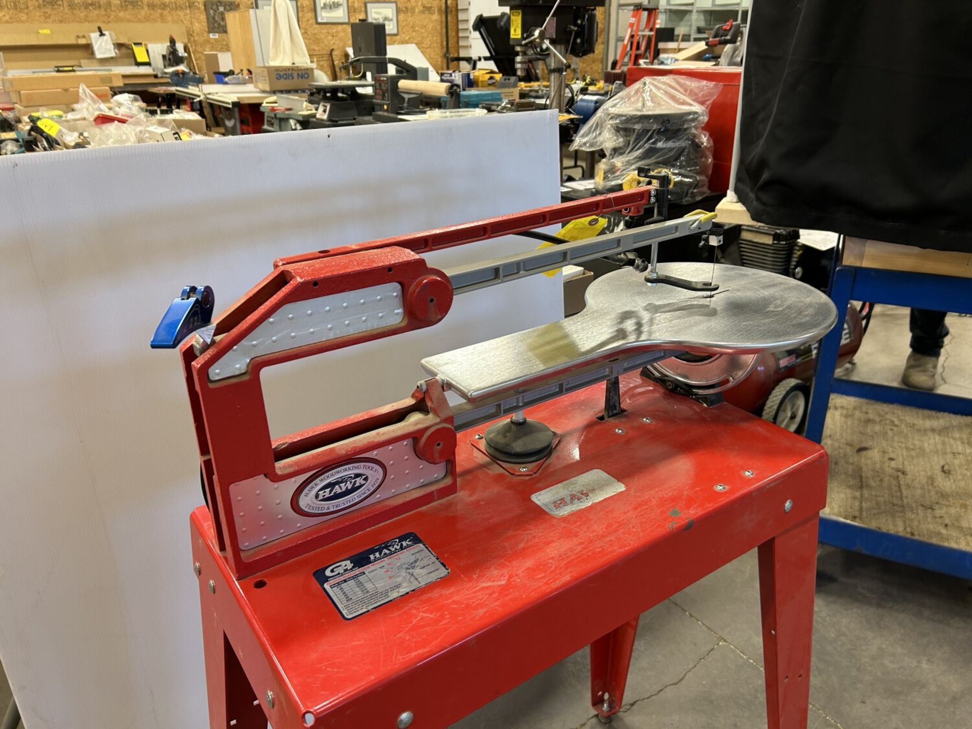 HAWK 24" VARIABLE SPEED SCROLL SAW - Image 8 of 8