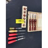 SHEFFIELD LEYLAND TURNING CHISELS, RAMELSON CARVING CHISELS, ASSORTED WOOD CHISELS