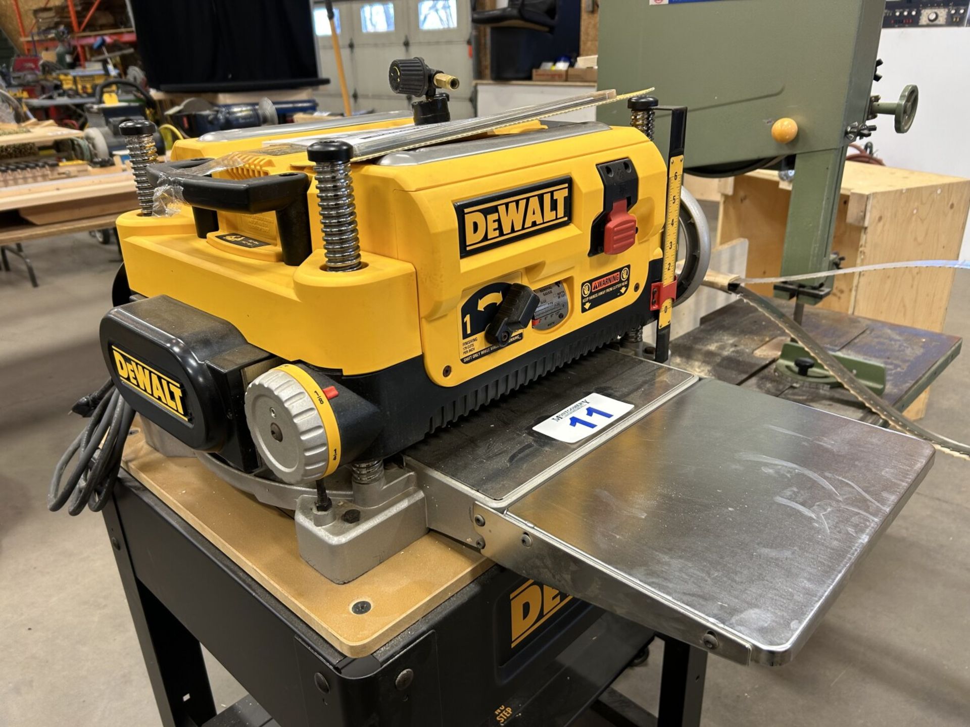 DEWALT 12" THICKNESS PLANER W/ EXTRA BLADES - Image 2 of 8