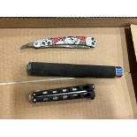 COLLAPSIBLE BATON AND ASSORTED KNIVES