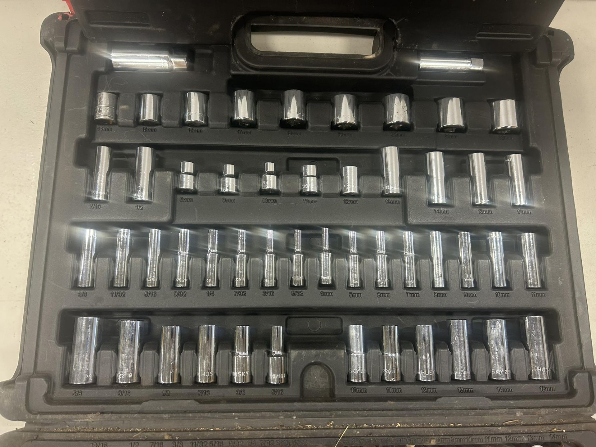 HUSKY PARTIAL SOCKET SET AND ASSORTED COMBINATION WRENCHES - Image 5 of 5