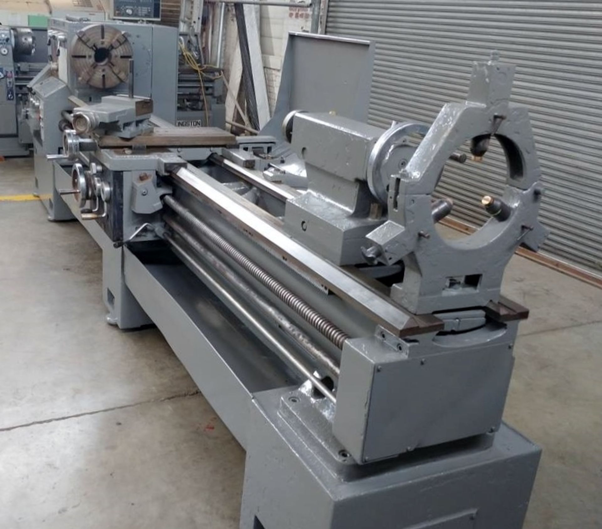 TARNOW TUJ 50M 22"/32" X 120" GAP BED ENGINE LATHE - Image 15 of 17