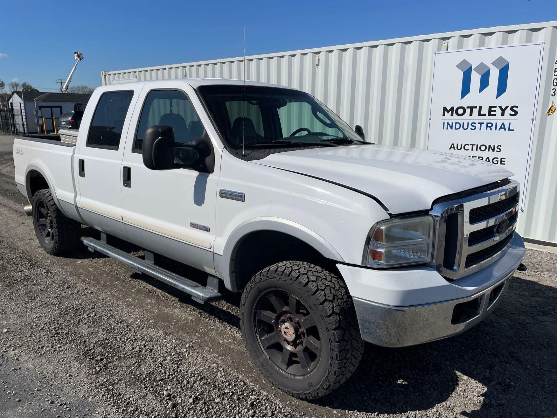 2005 Ford F250 Crew Cab Pickup