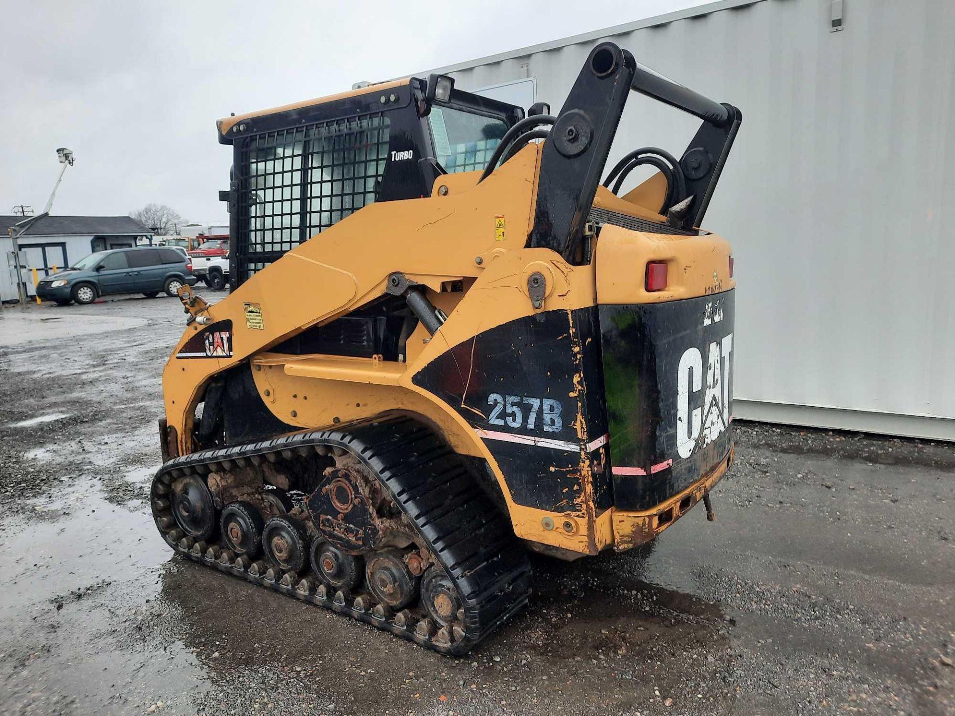 2005 Caterpillar 257B Skid Steer - Image 2 of 13